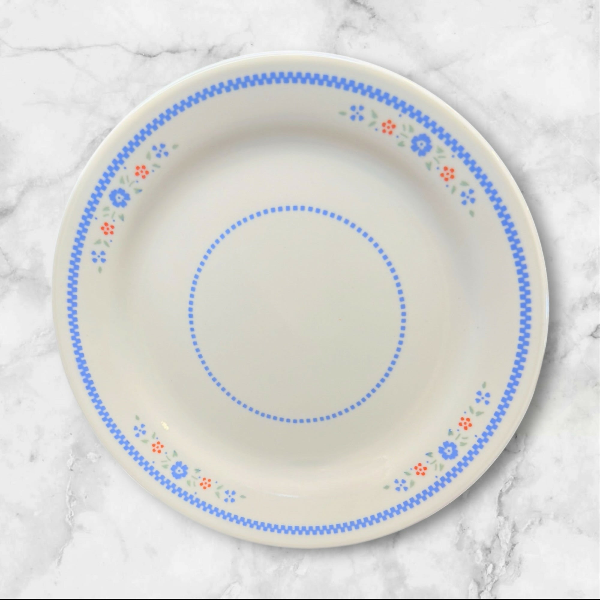 Corning Corelle Needlepoint Bread & Butter Plates Set of 4 | Excellent Condition