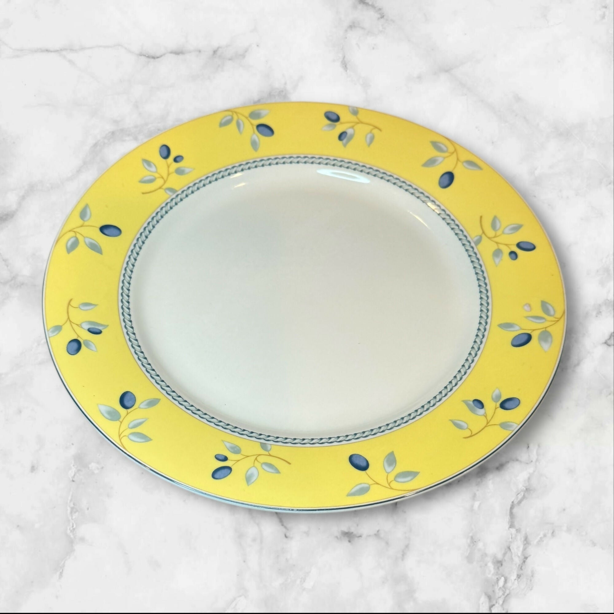 Royal Doulton Blueberry Dinner & Salad Plates | Set of 8 | Great Condition