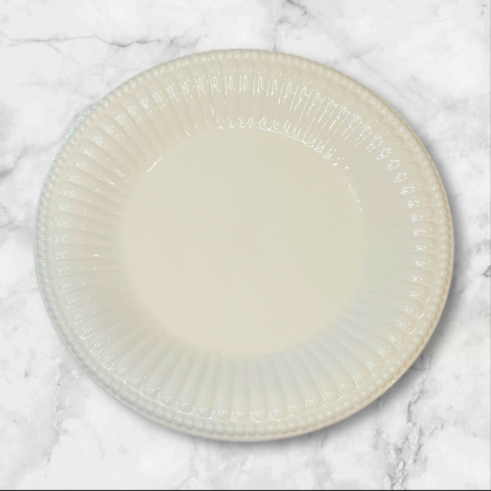 World Market Isabella White Dinner Plates | Set of 6 | Excellent Condition