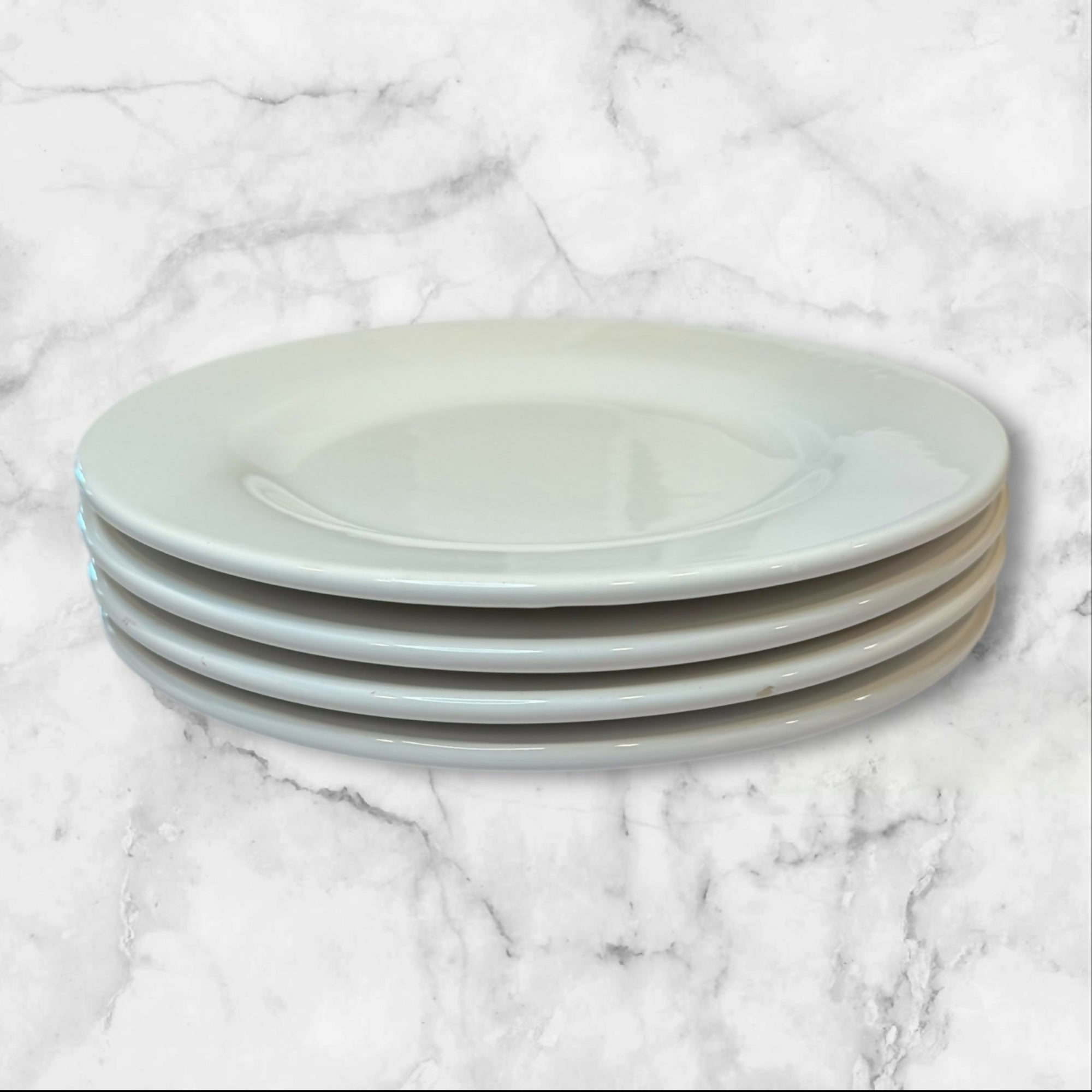 Banana Republic White Stoneware Dinner Plates | Set of 4 | Excellent Condition