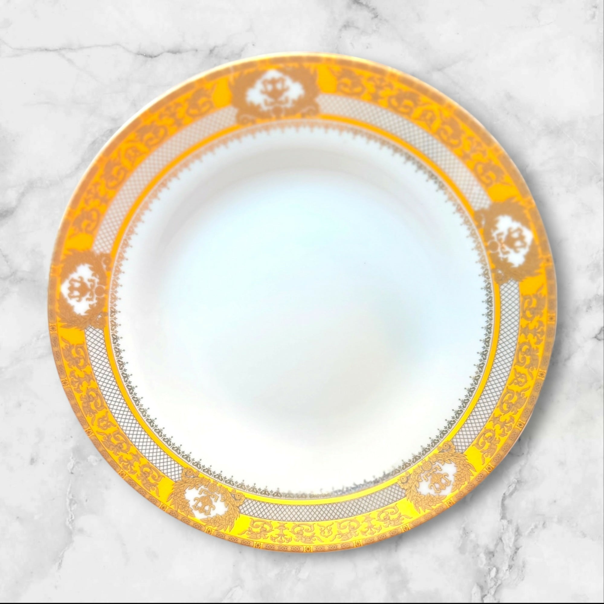 Highgate Manor Contessa Rim Soup Bowls Set of 4 | Great Condition