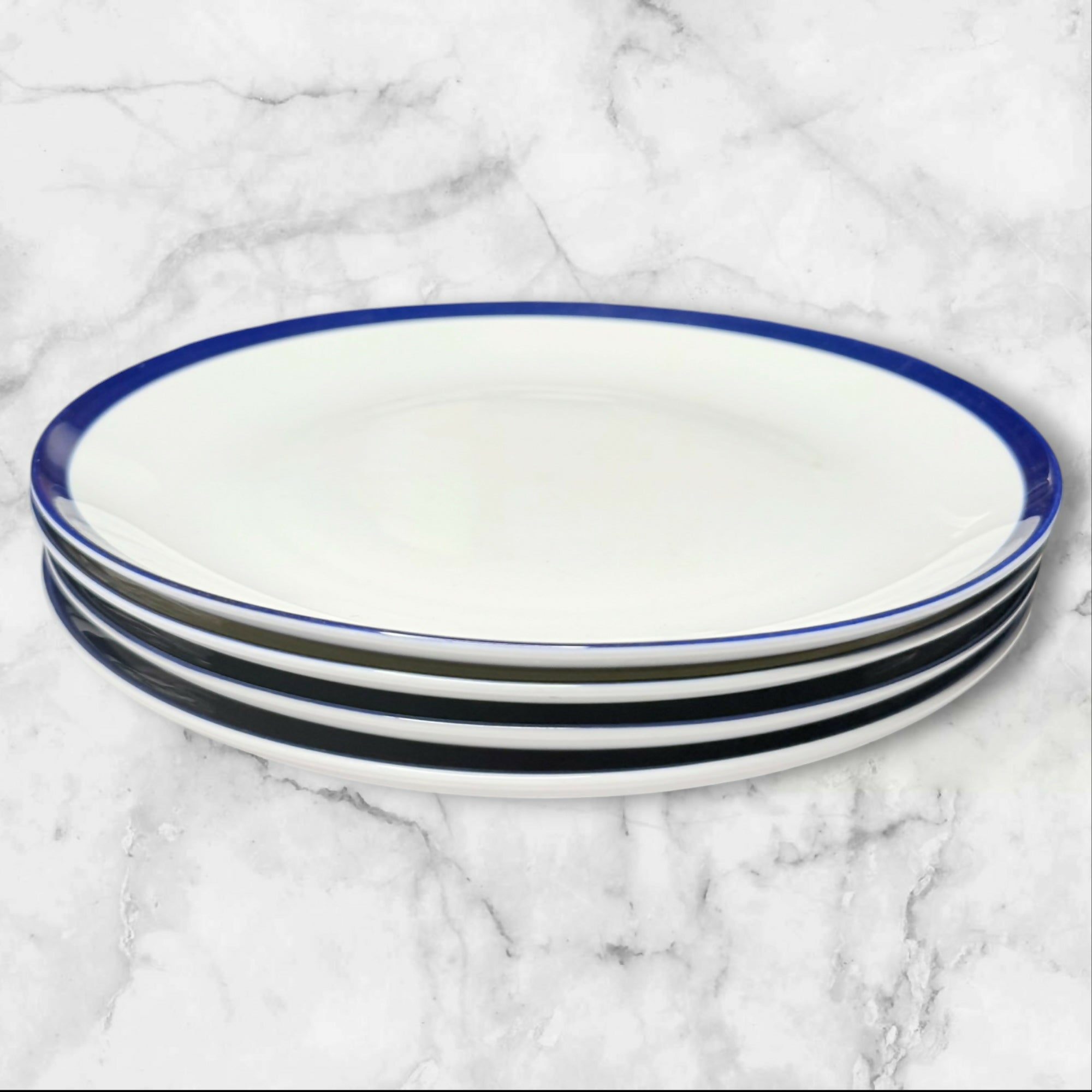 Crate & Barrel Belmont Dinner Plates Set of 4 White Blue Rim Gently Used