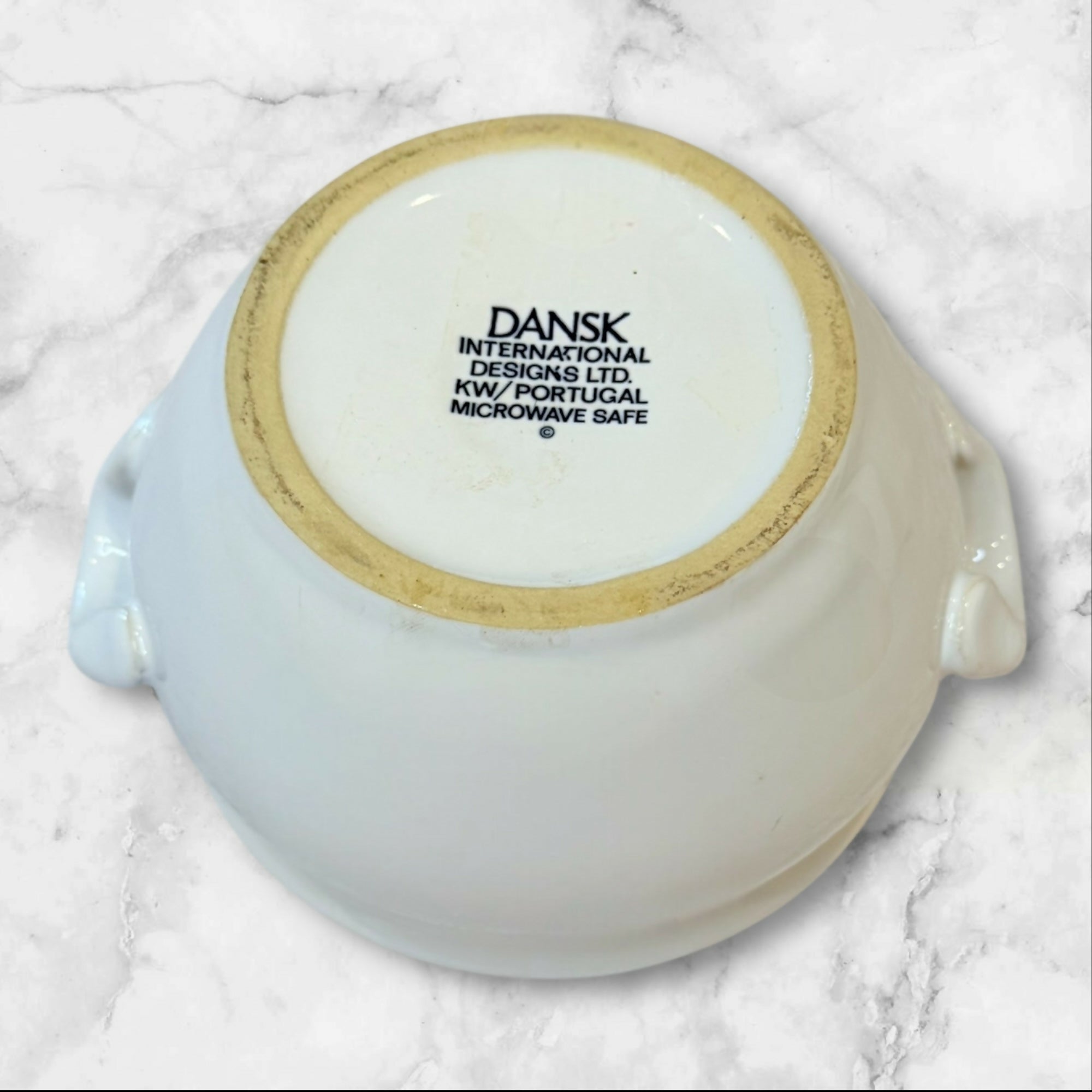 DANSK Mesa White Sand Covered Onion Soup Bowl | Excellent Condition