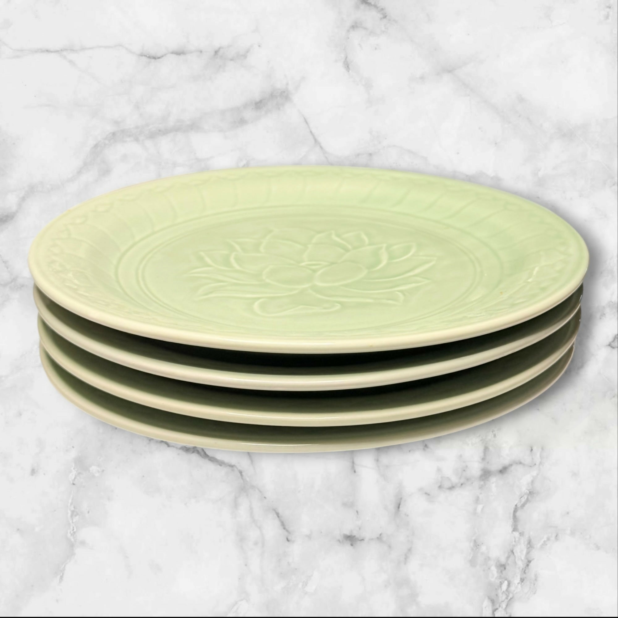 Celadon Green Lotus Dinner Plates Set of 4 Embossed Stoneware Excellent