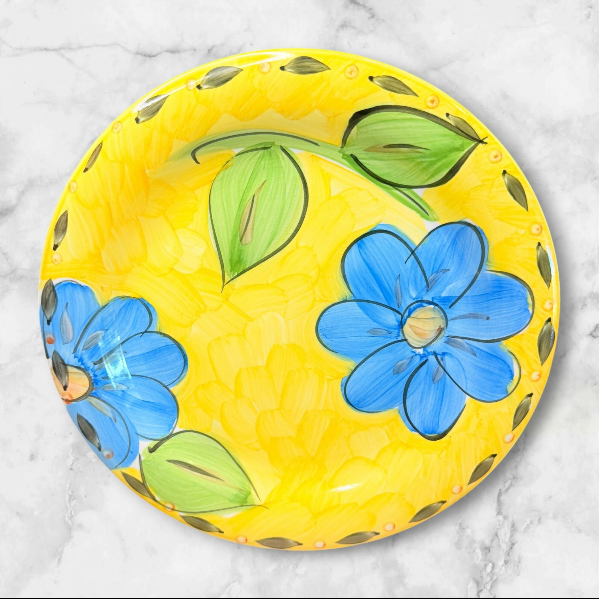 Gibson Designs Sunshine Dinner Plates Set of 4 | Great Condition