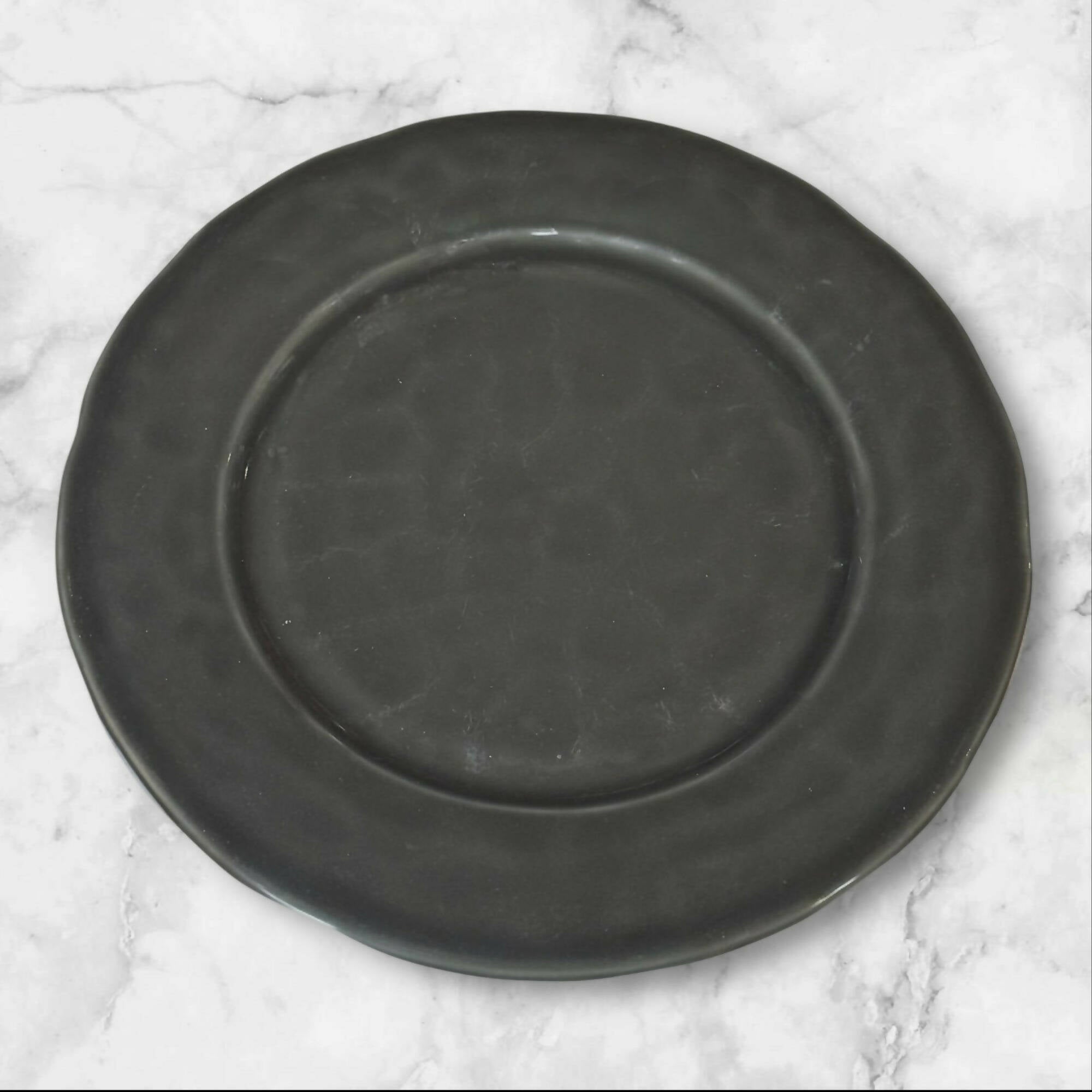 Crate & Barrel Hayes Gray Dinner Plates Stoneware | Set of 4 | Great Condition