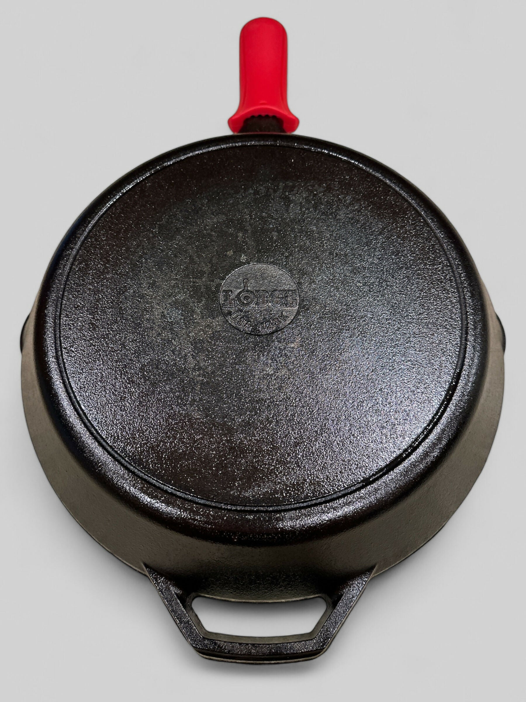 Lodge 12 Cast Iron Skillet | 13.25 Inch | Pot Handle Holder Included