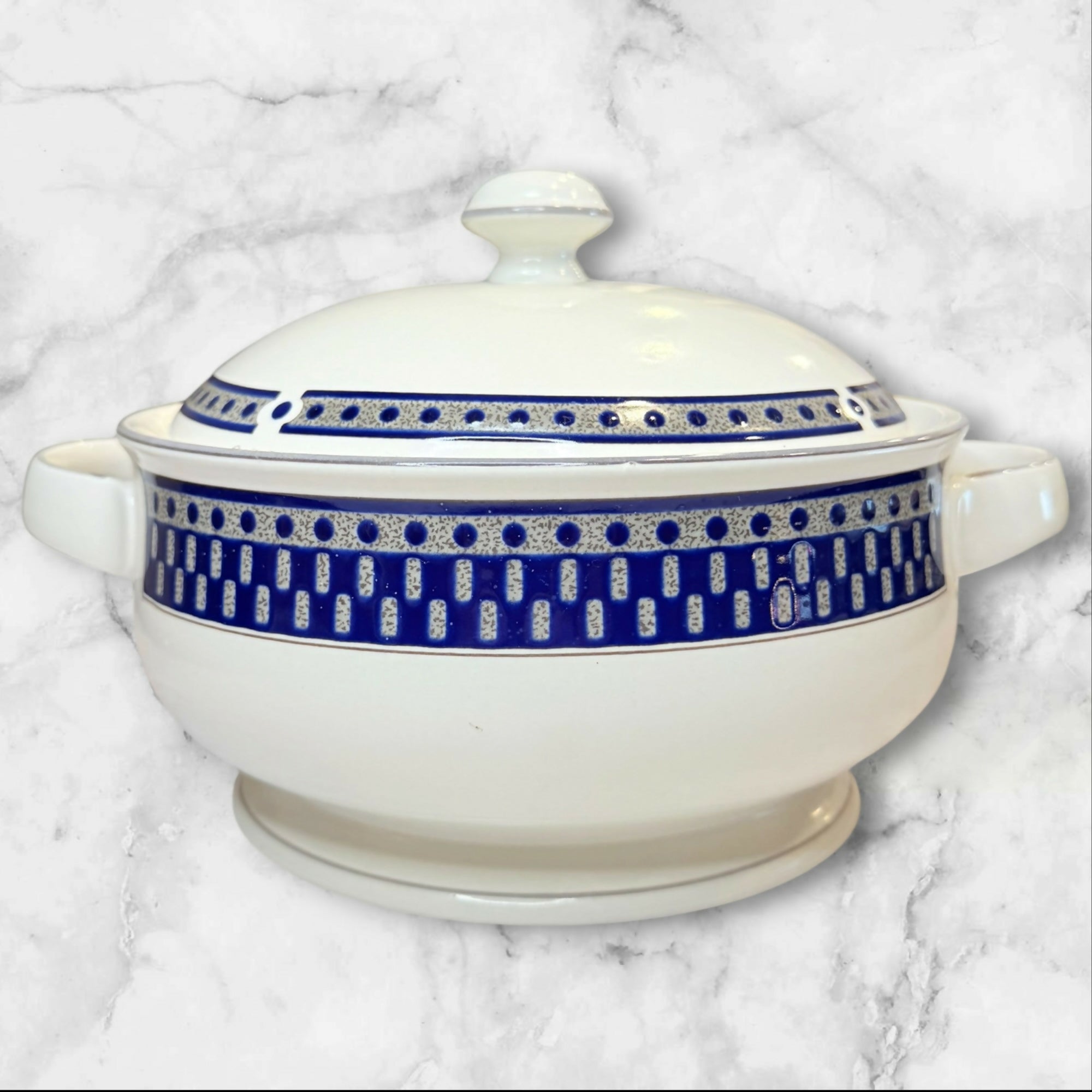 Mikasa Aztec Blue Covered Casserole Dish | Excellent Condition | 2 Qt