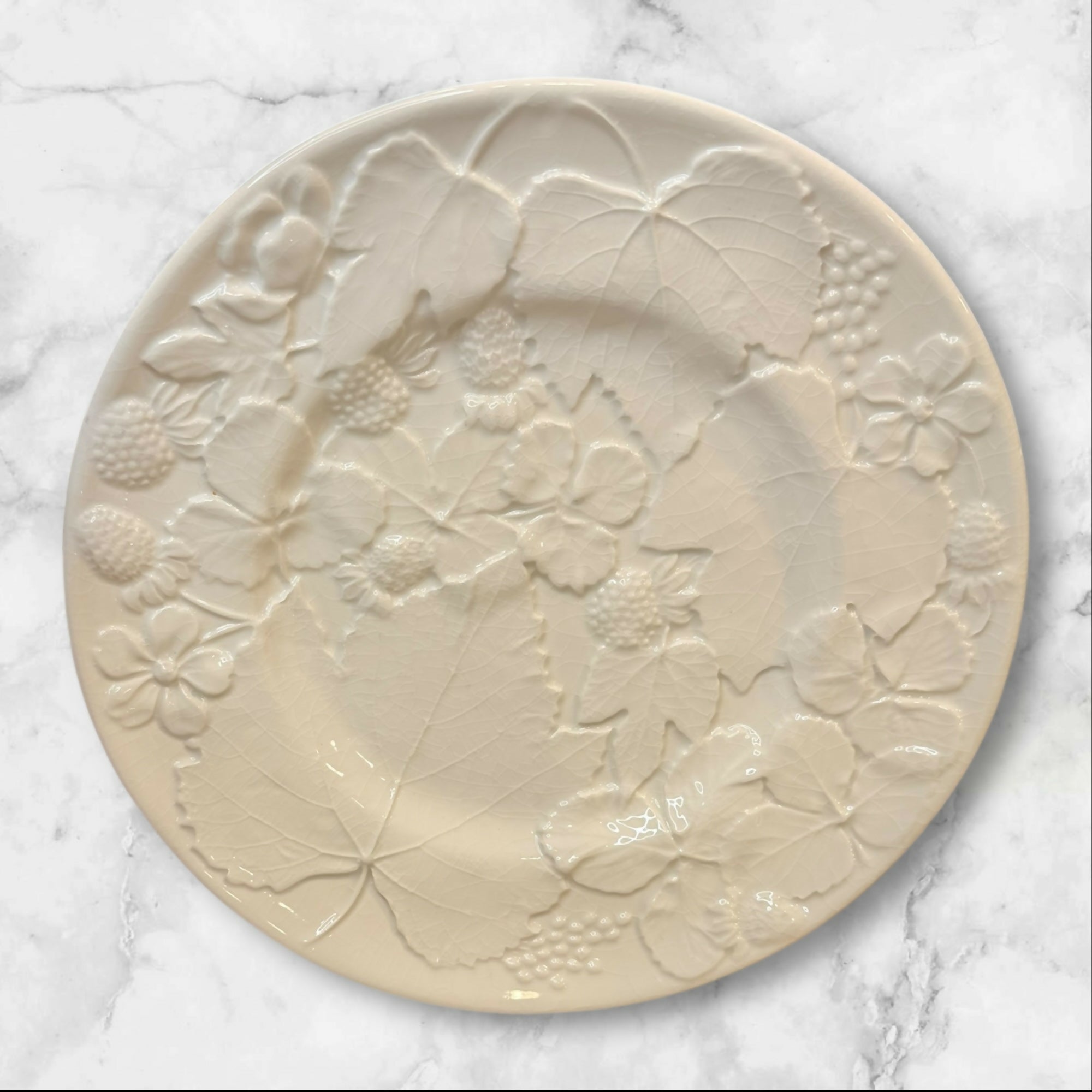 Burgess & Leigh Strawberry Grape White Dinner Plates | Set of 3 | Good