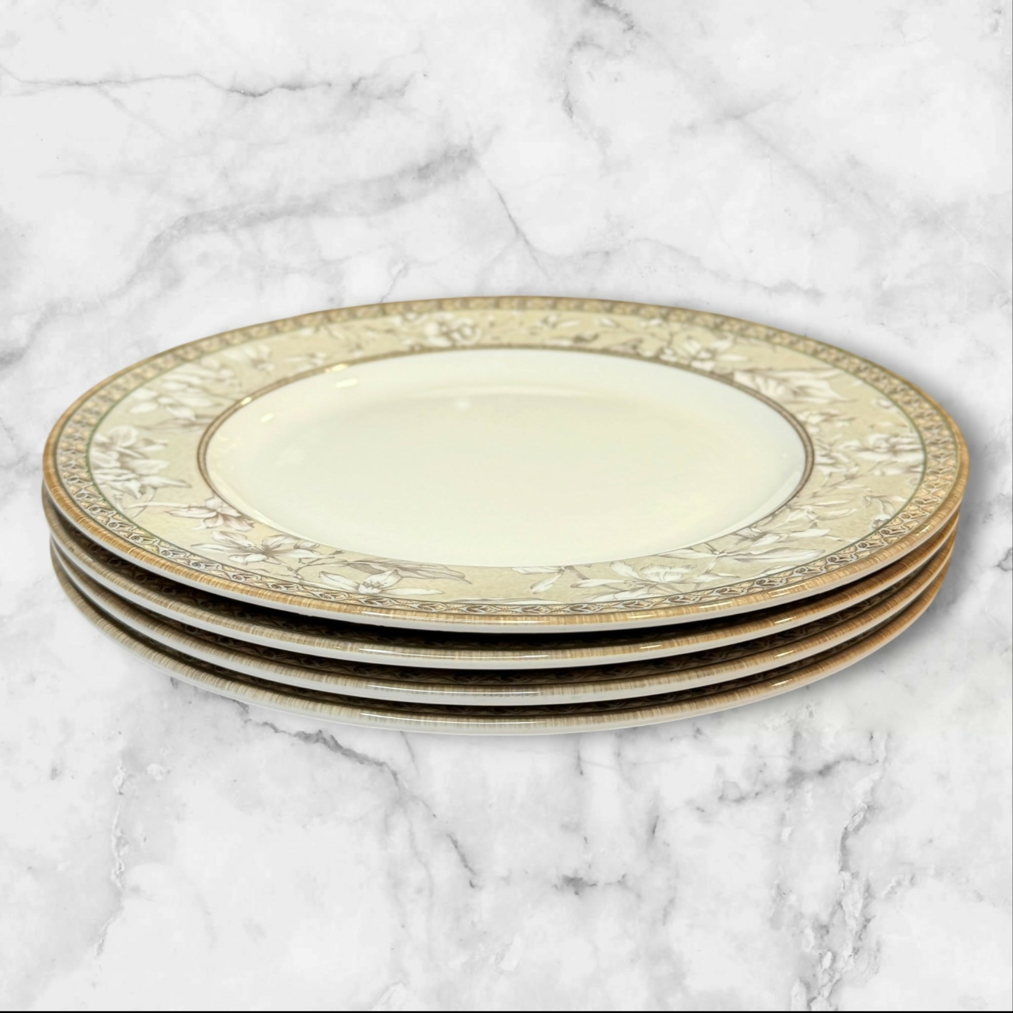 Johnson Bros Enchanted Garden Dinner Plates Set of 4 | Excellent Condition