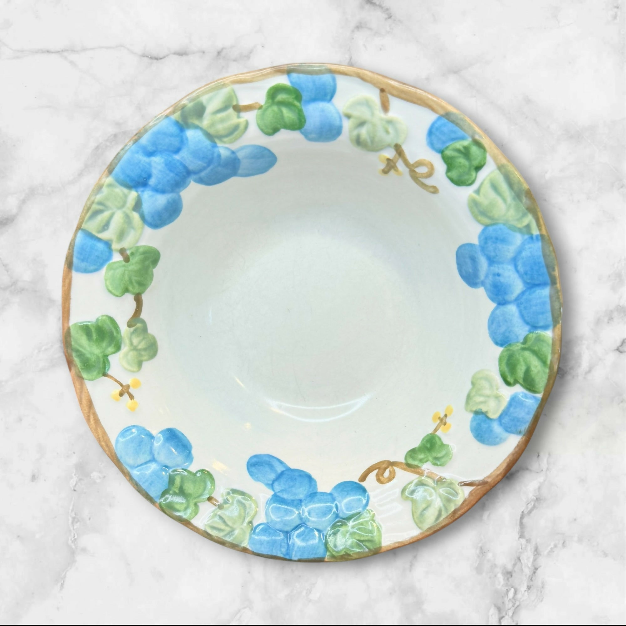 Metlox Poppytrail Sculptured Grape Rim Cereal Bowls | Set of 4 | Good Condition