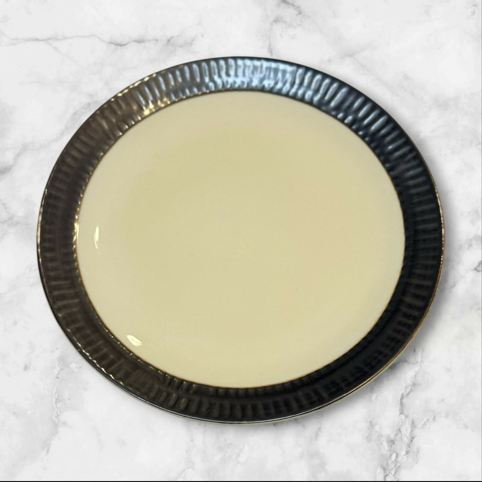 Crate & Barrel Scavo Dinner Plates | Set of 4 | Great Condition