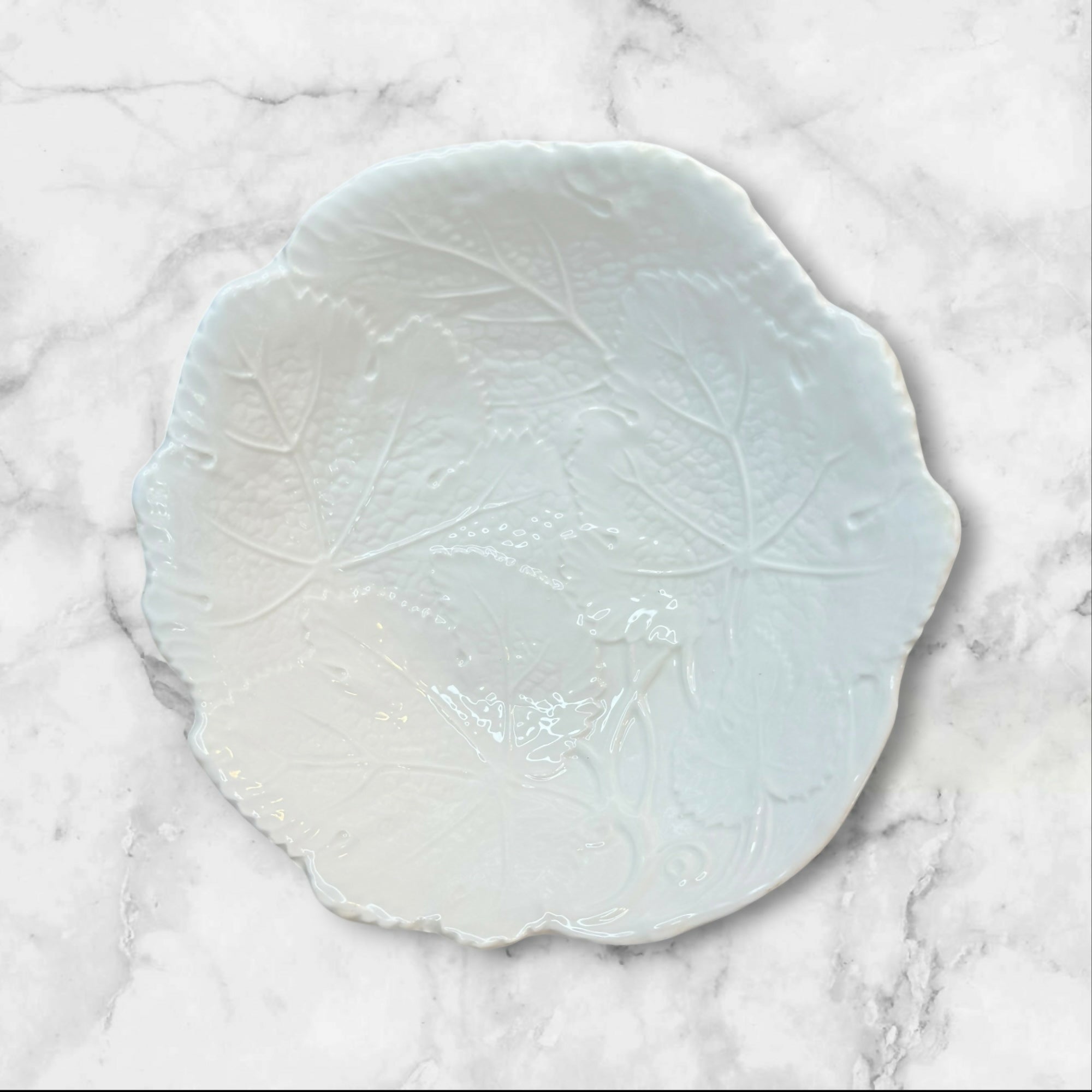 Italian Leaf Embossed Ceramic Bowls | Set of 4 | Made in Italy | Good Condition
