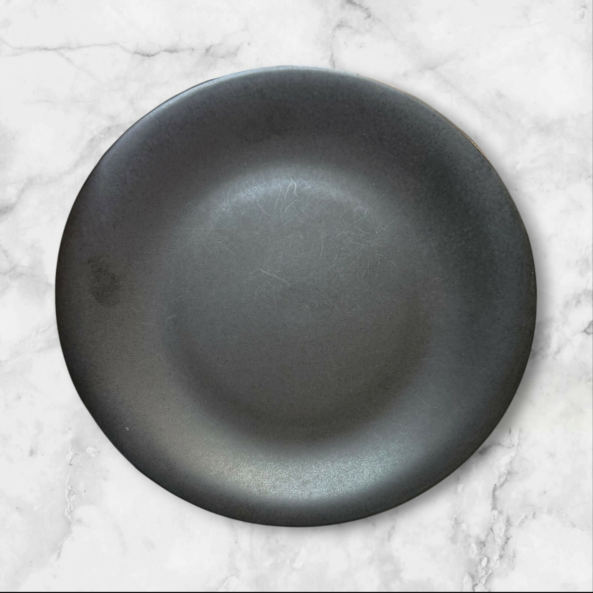 Pottery Barn Ellipse Black Dinner Plates | Set of 3 | Great Condition
