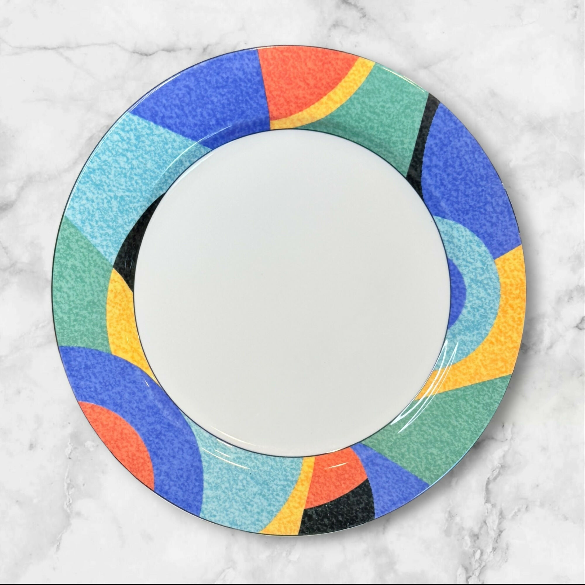 Victoria & Beale Accent Dinner & Salad Plates | Set of 8 | Excellent Condition