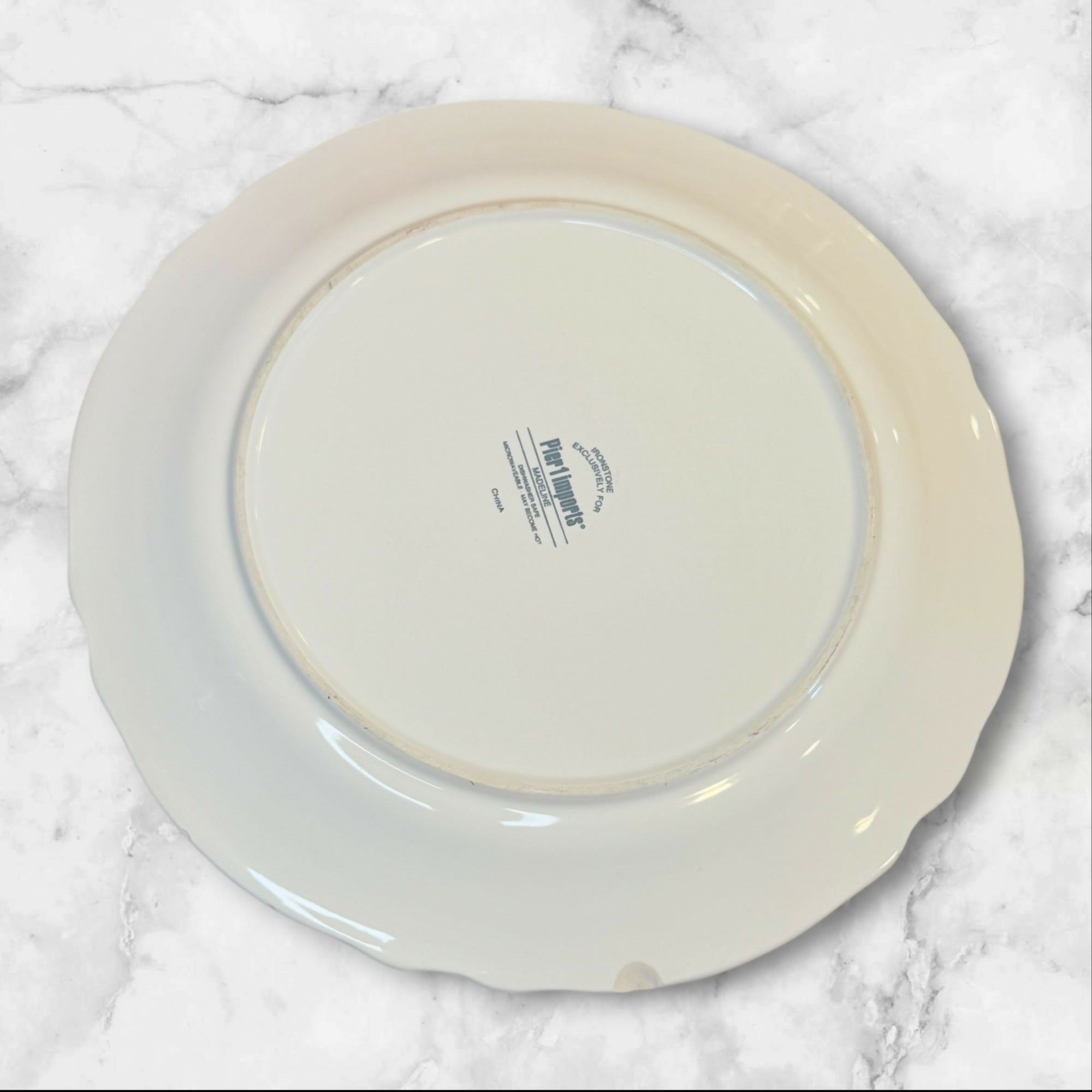 Pier 1 Madeline White Embossed Dinner Plates Set of 5 | Great Condition