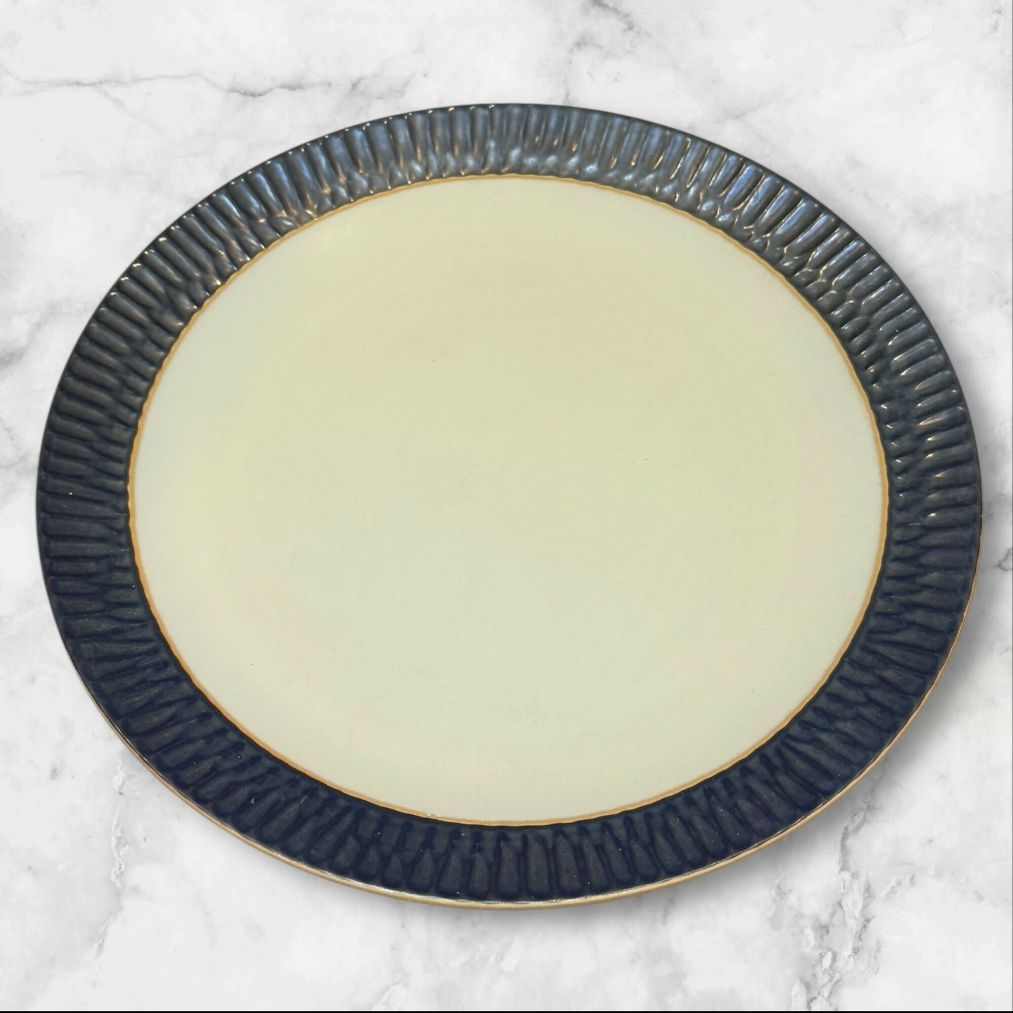 Crate & Barrel Scavo Dinner Plates | Set of 4 | Great Condition | Pre-Owned