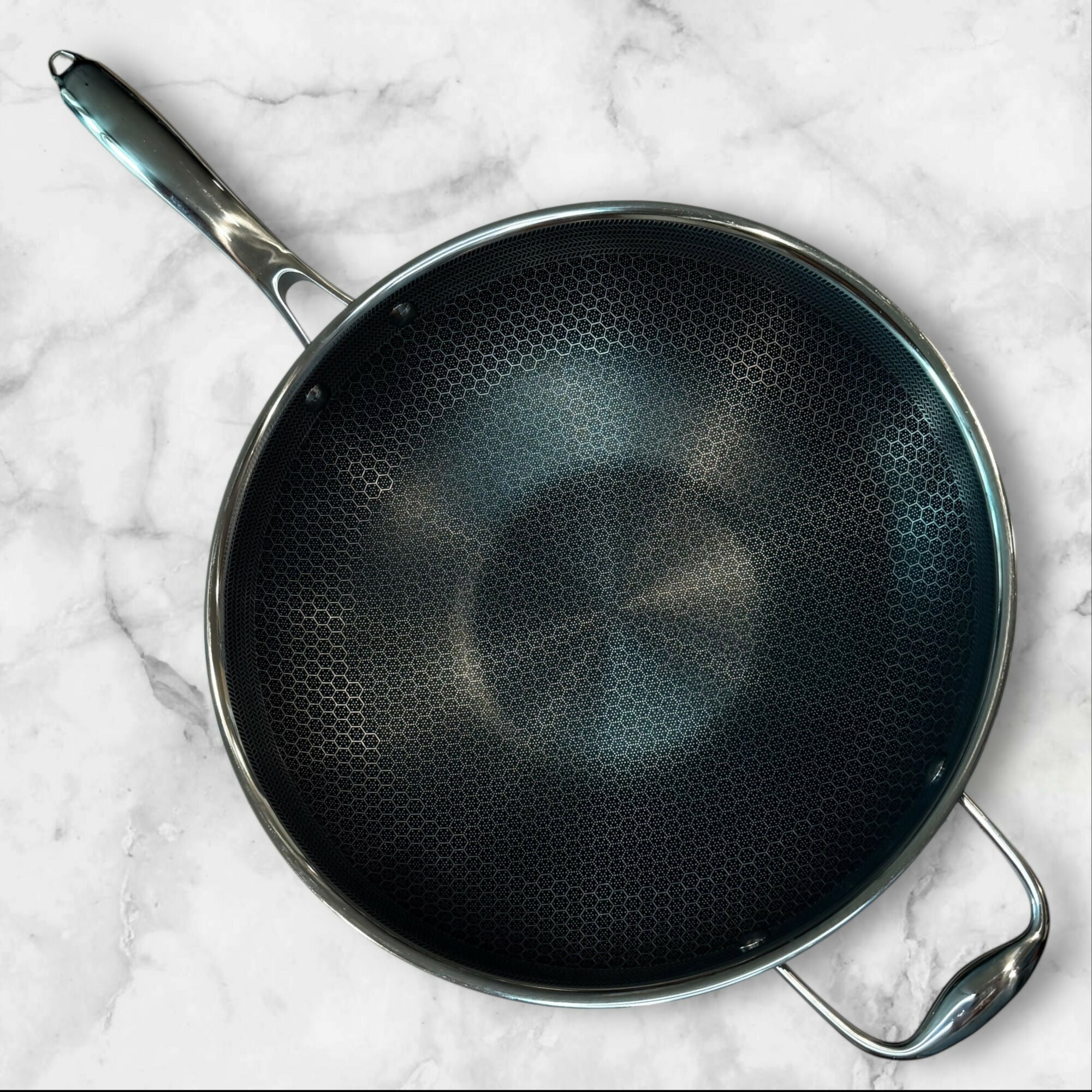 HexClad 12 Inch Hybrid Wok Pan w/ Lid & Bag | Excellent Condition