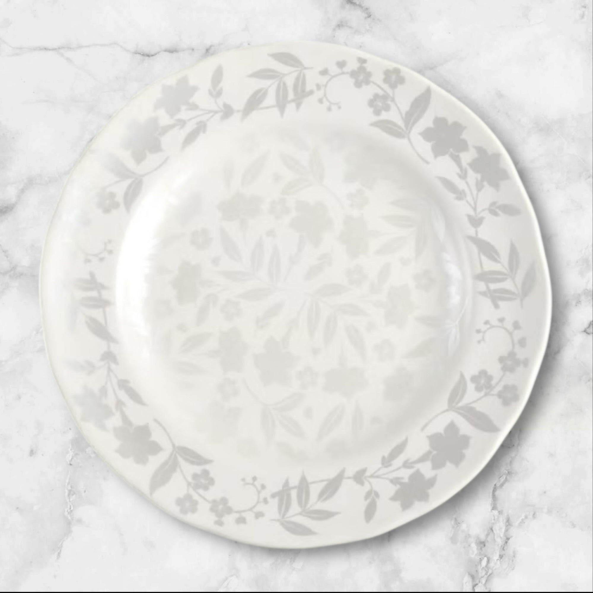 222 Fifth Refreshed Floral Dinner & Salad Plates | Set of 8 | Excellent Condition