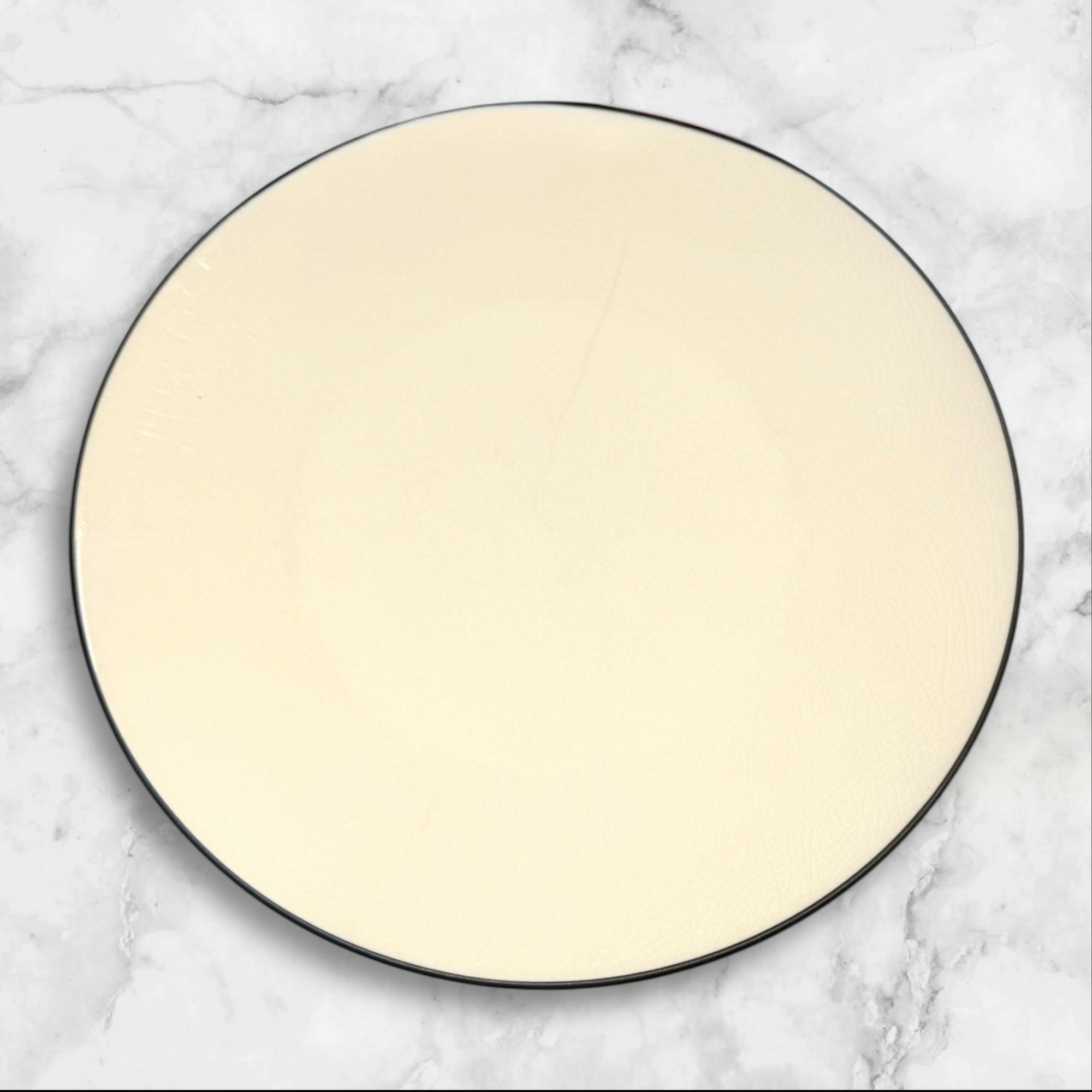 Crate & Barrel Kita Dinner Plates Ivory | Set of 6 | Good Condition