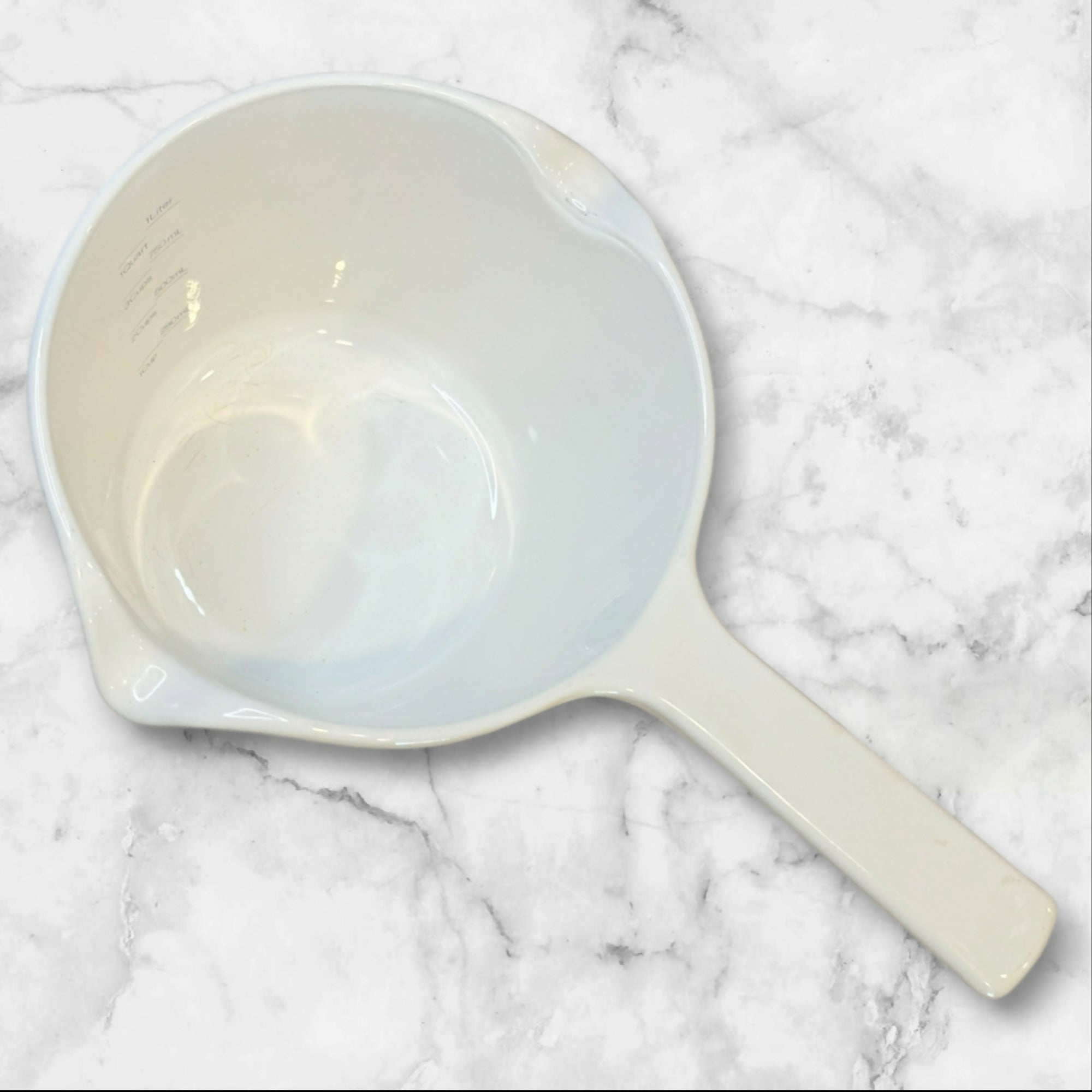 CorningWare White 1 Qt Sauce Pan Pouring Pot | Gently Used Condition