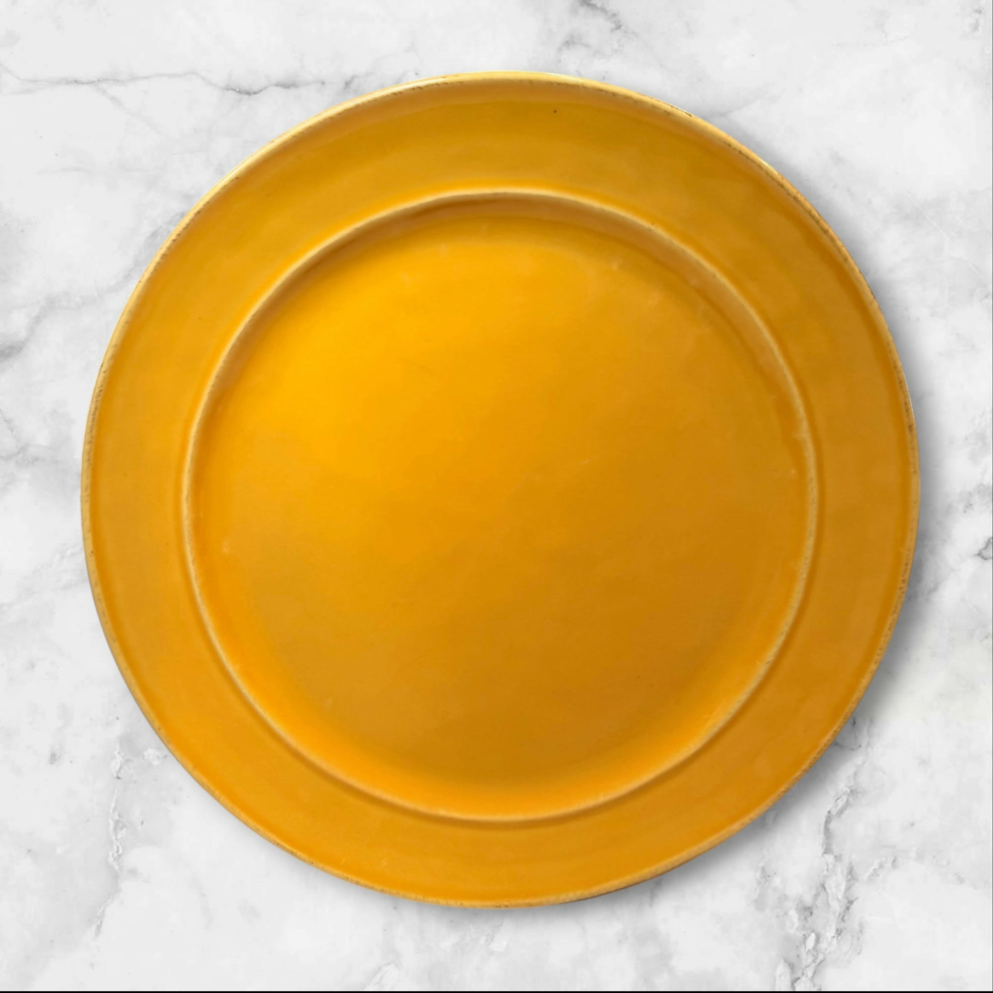 Pottery Barn Cambria Saffron Dinner Plates Set of 3 | Excellent Condition