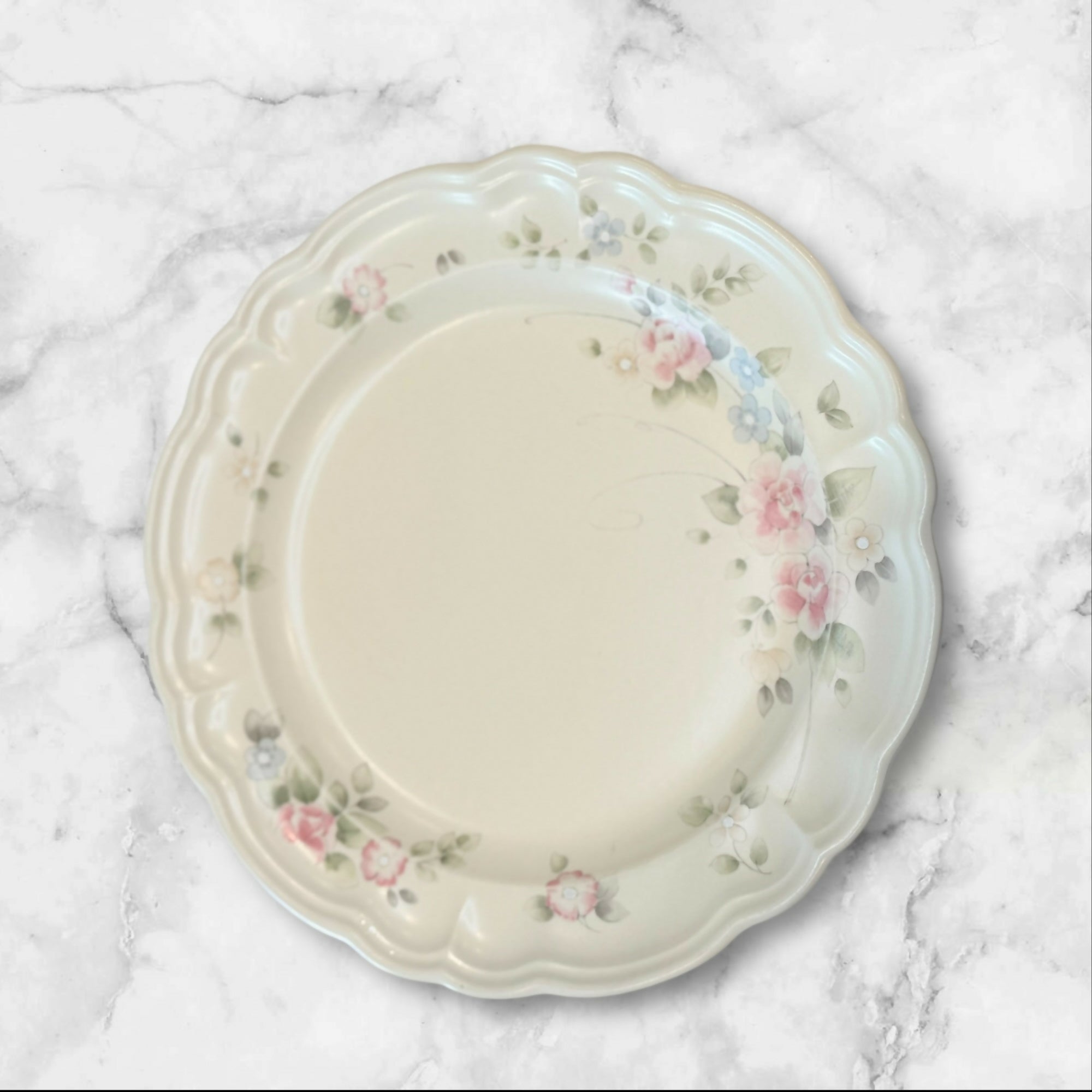 Pfaltzgraff Tea Rose Dinner Plates Set of 4 | Vintage | Used