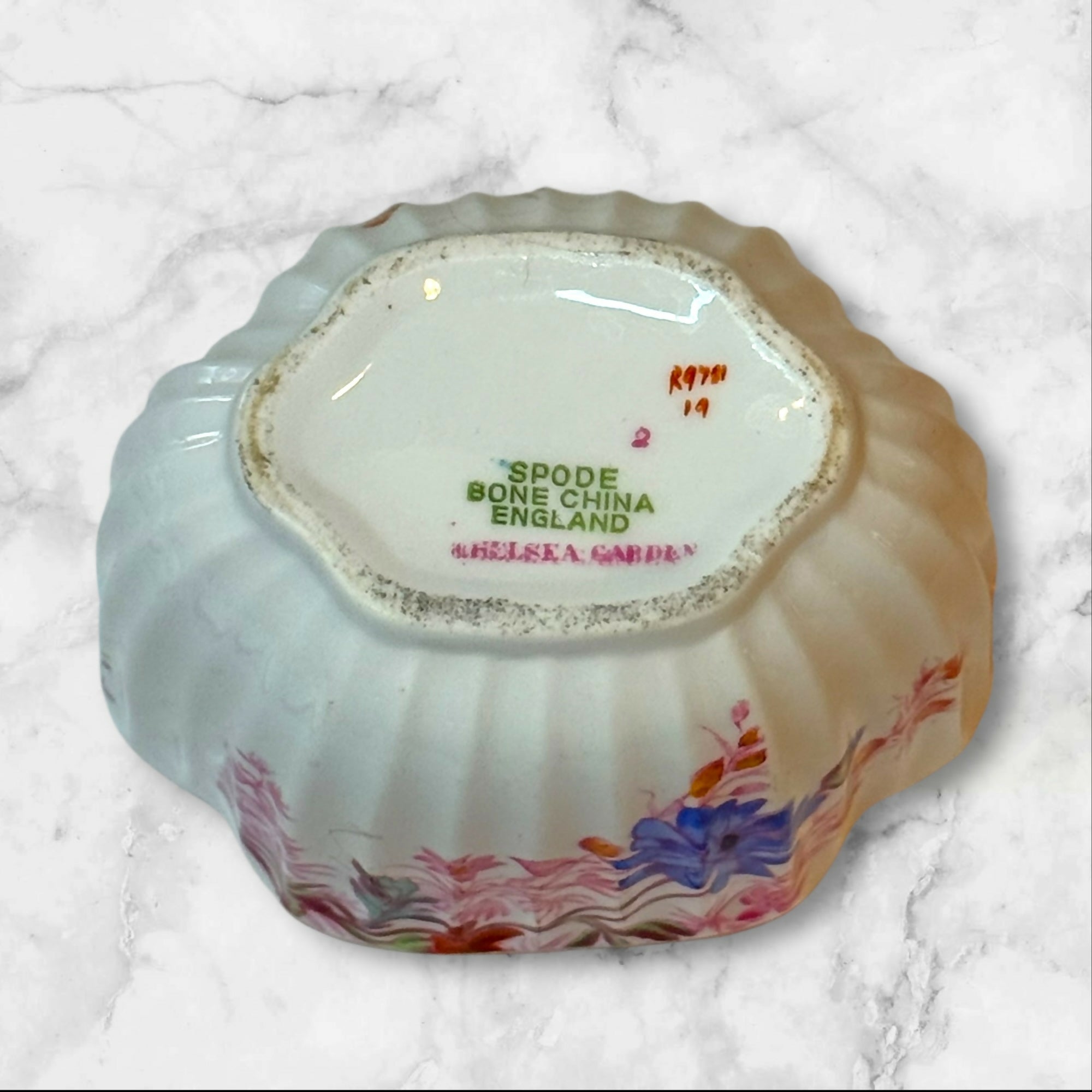 Spode Chelsea Garden Mustard Trim Sugar Bowl & Lid | Excellent