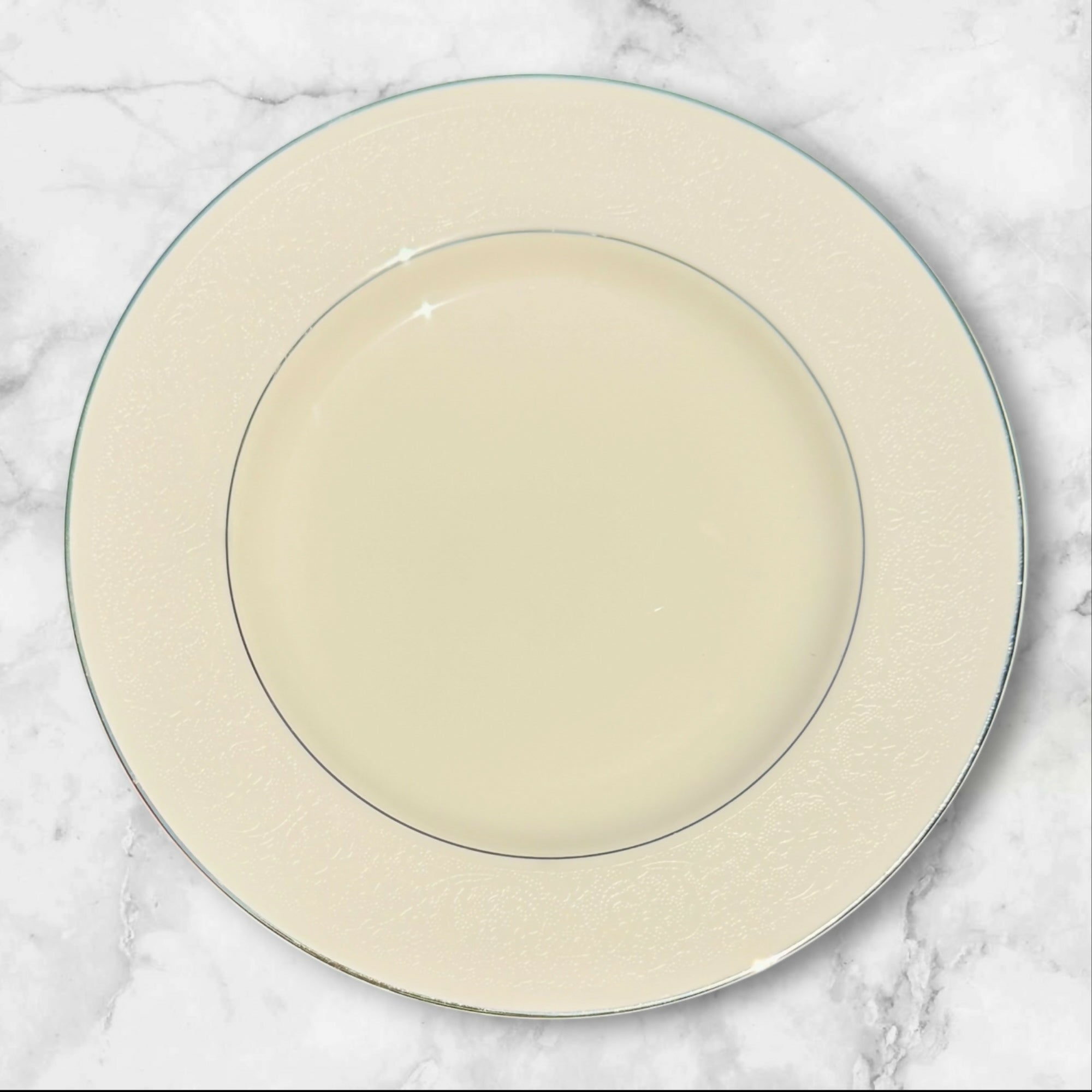 Pickard Venetia Cream Platinum Trim Dinner Plates Set of 5 | Excellent