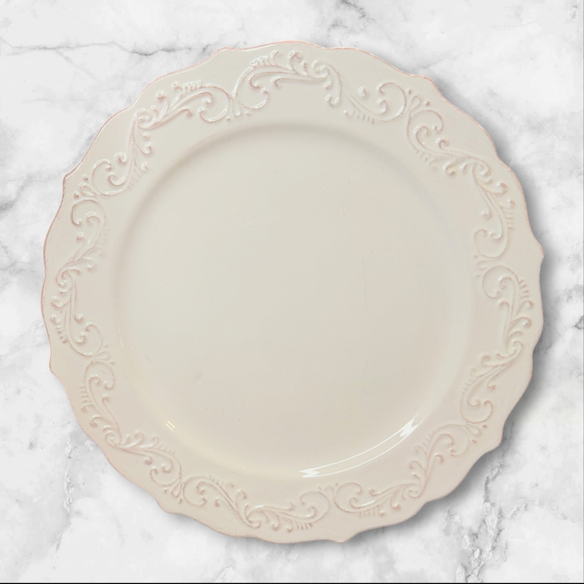 Pier 1 Antique Scroll Dinner Plates | Set of 6 | Good Condition