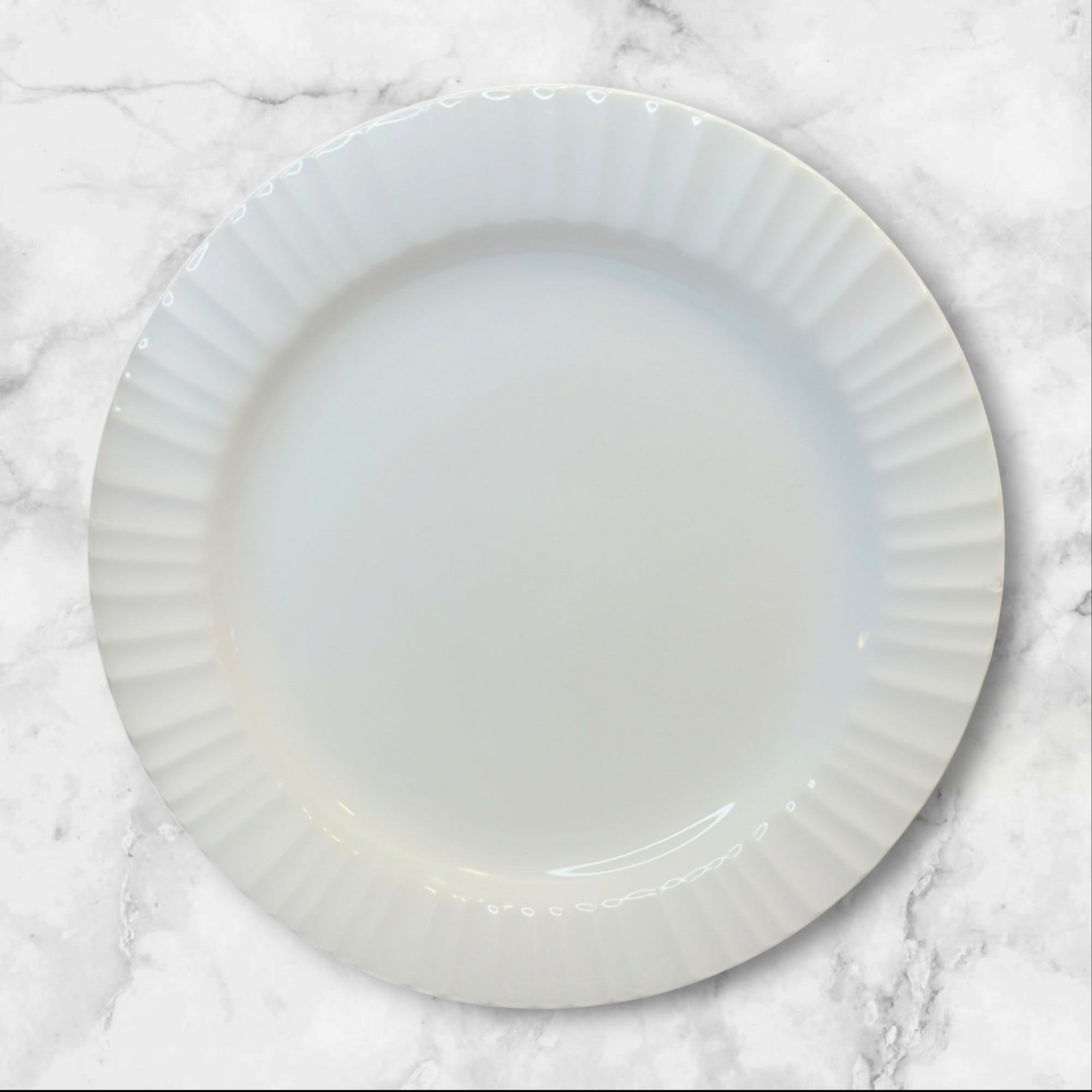 Corelle French White Dinner Plates | Set of 4 | Great Condition