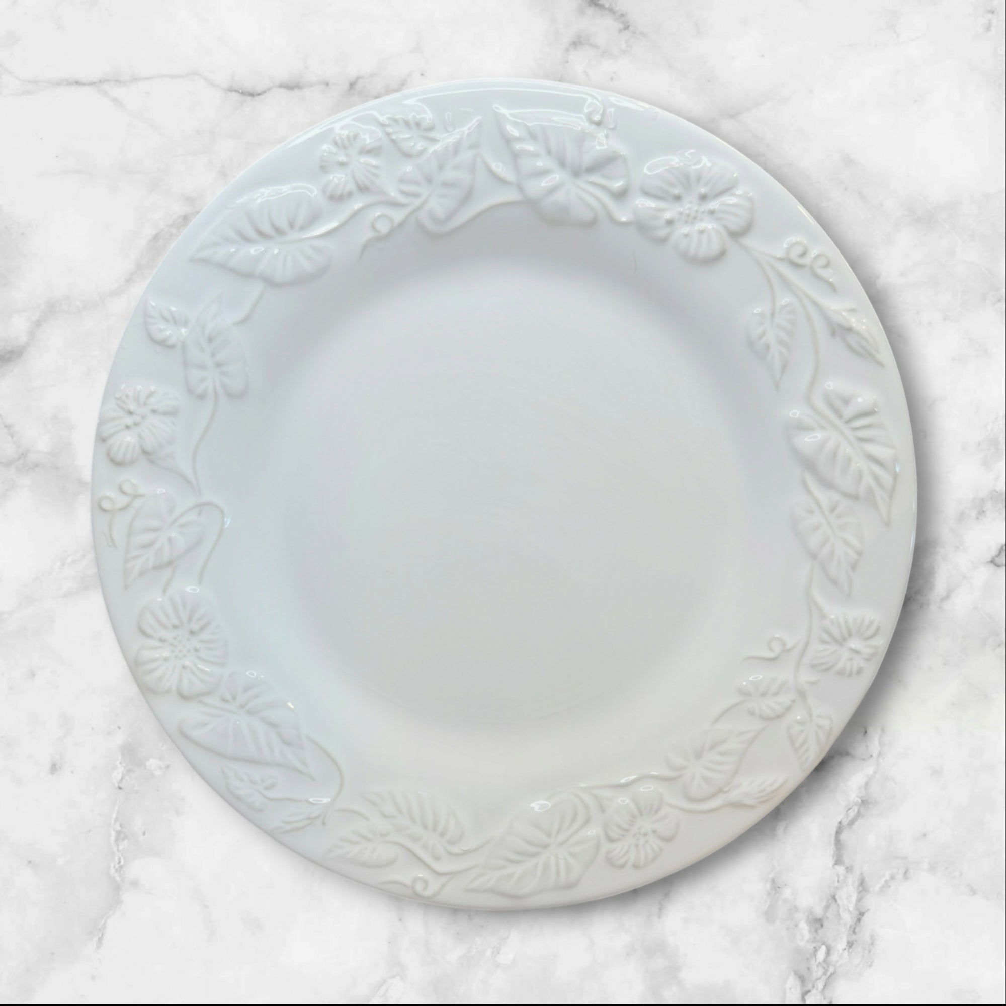 Made in Portugal Embossed Floral Dinner Plates Set of 6 | Great Condition