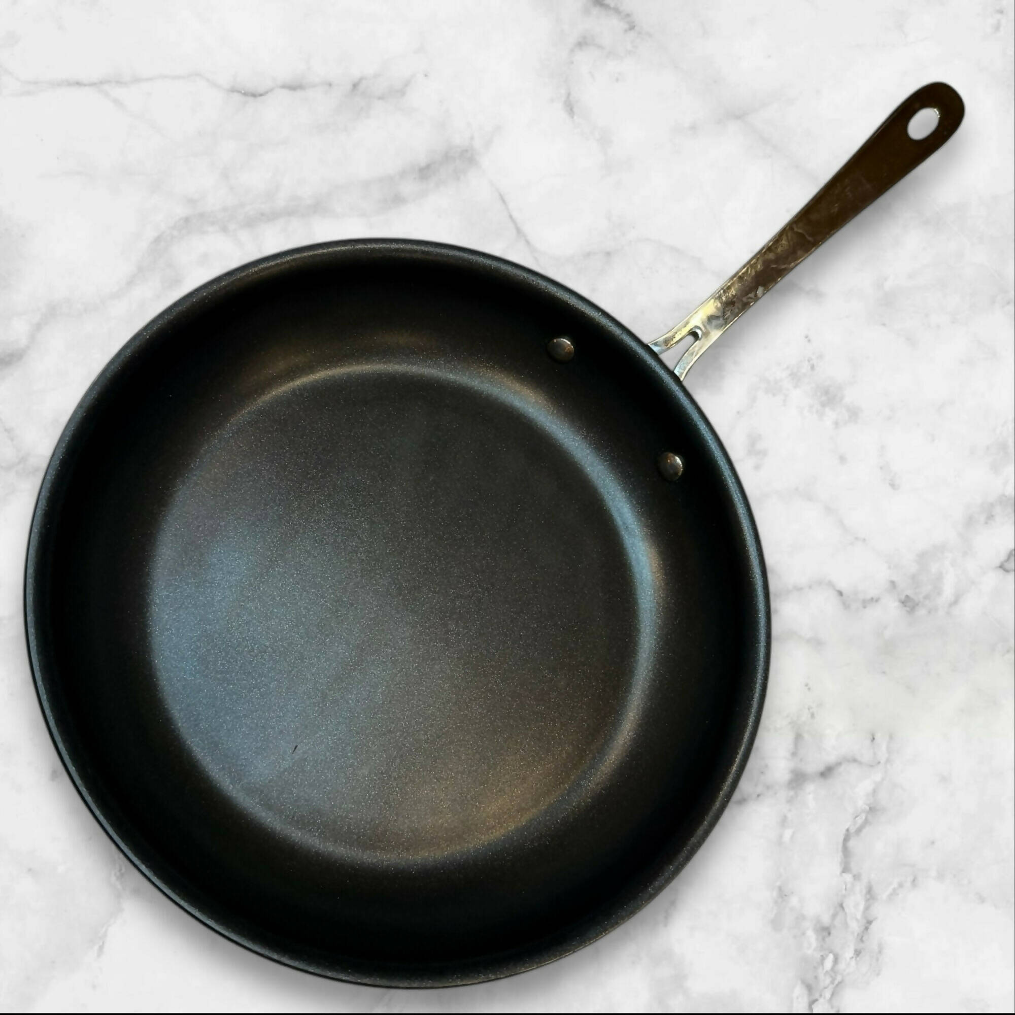 All-Clad HA1 Hard Anodized Nonstick Fry Pan 10 Inch | Excellent Condition