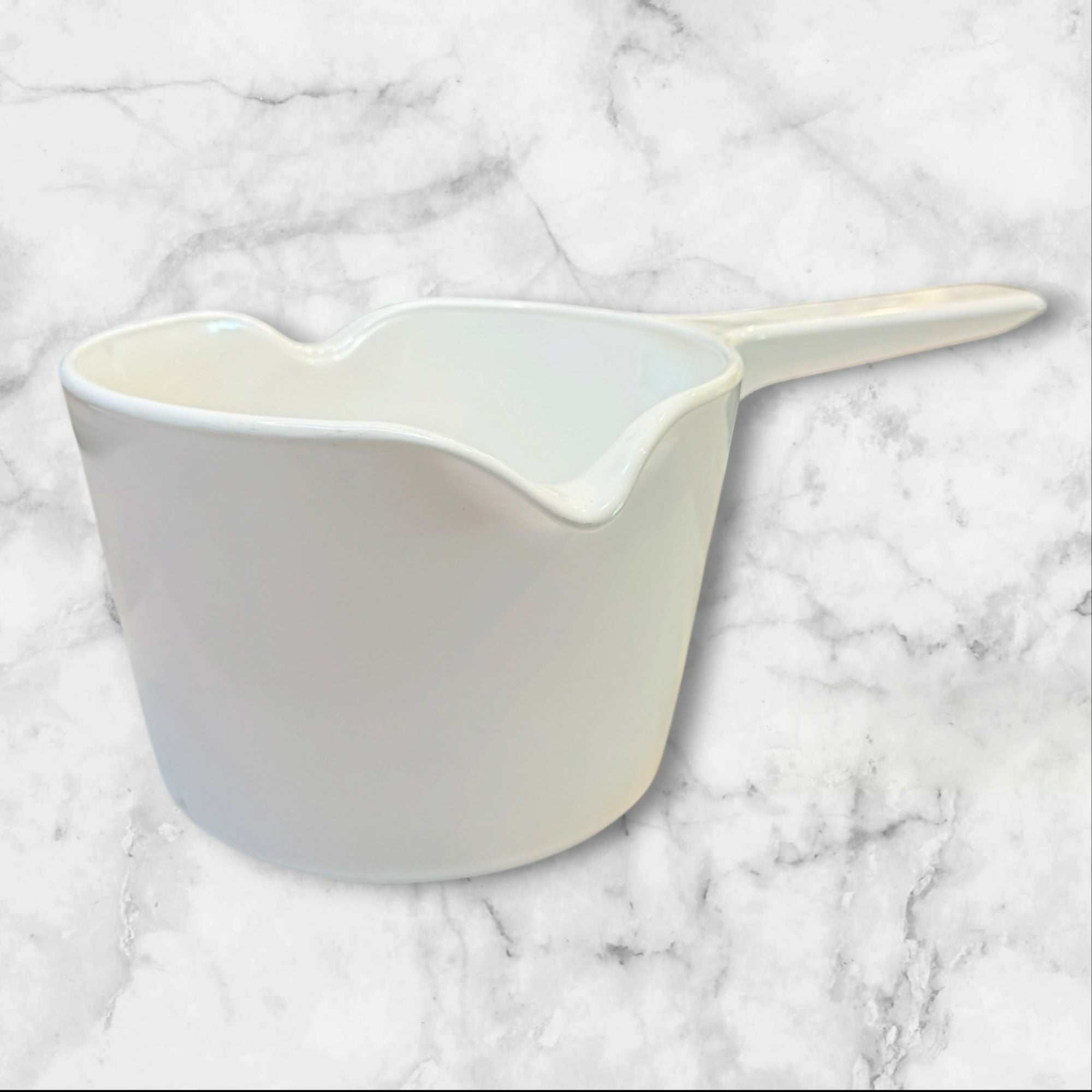 CorningWare White 1 Qt Sauce Pan Pouring Pot | Gently Used Condition