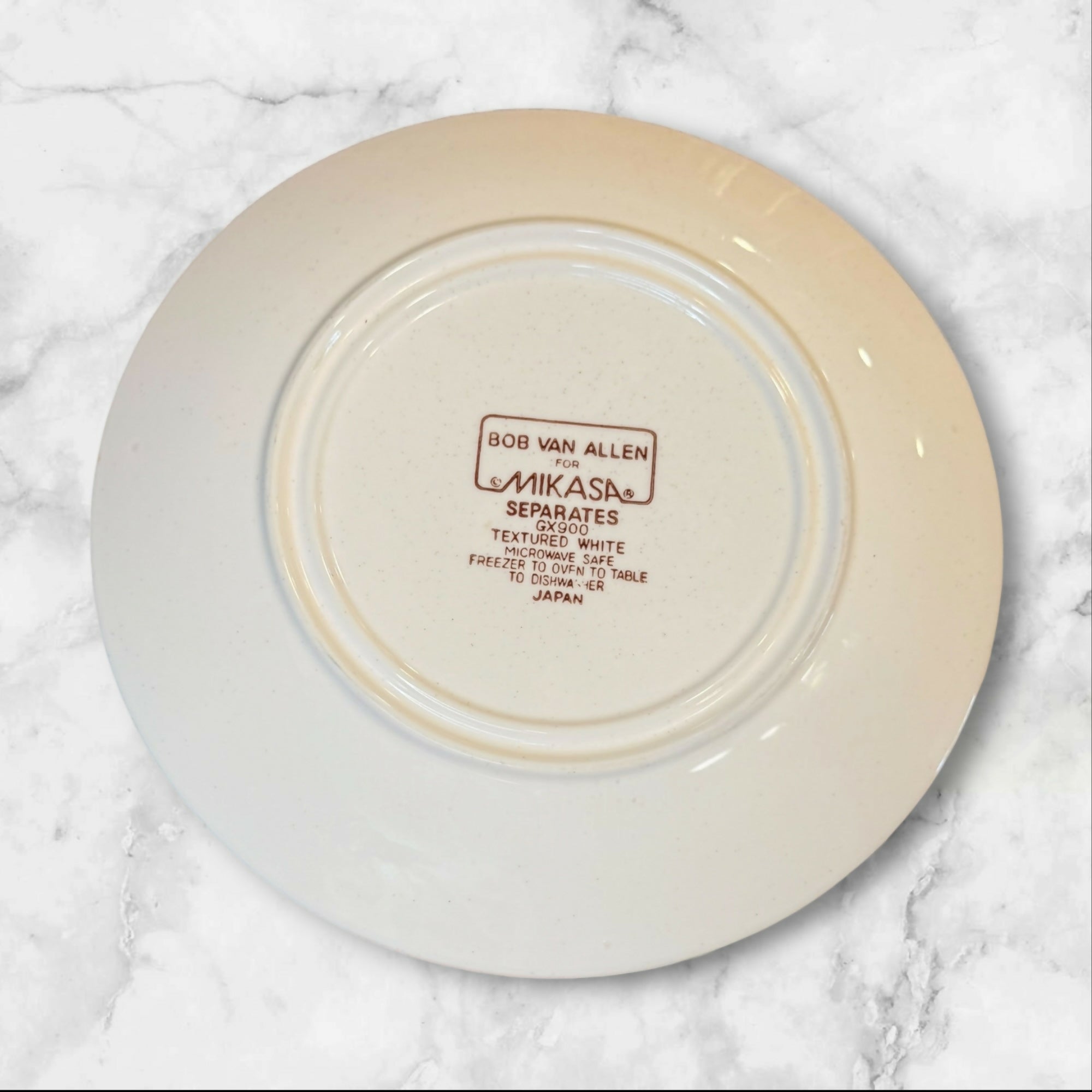 Mikasa Bob Van Allen Separates GX900 Textured White Plates Set 6 | Excellent