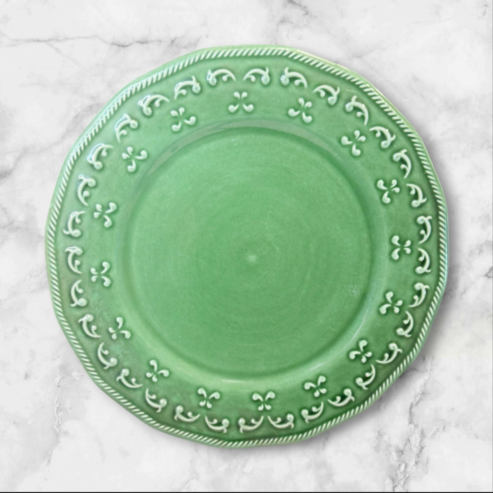 Better Homes & Gardens Green Scroll Dinner Plates | Set of 4 | Gently Used