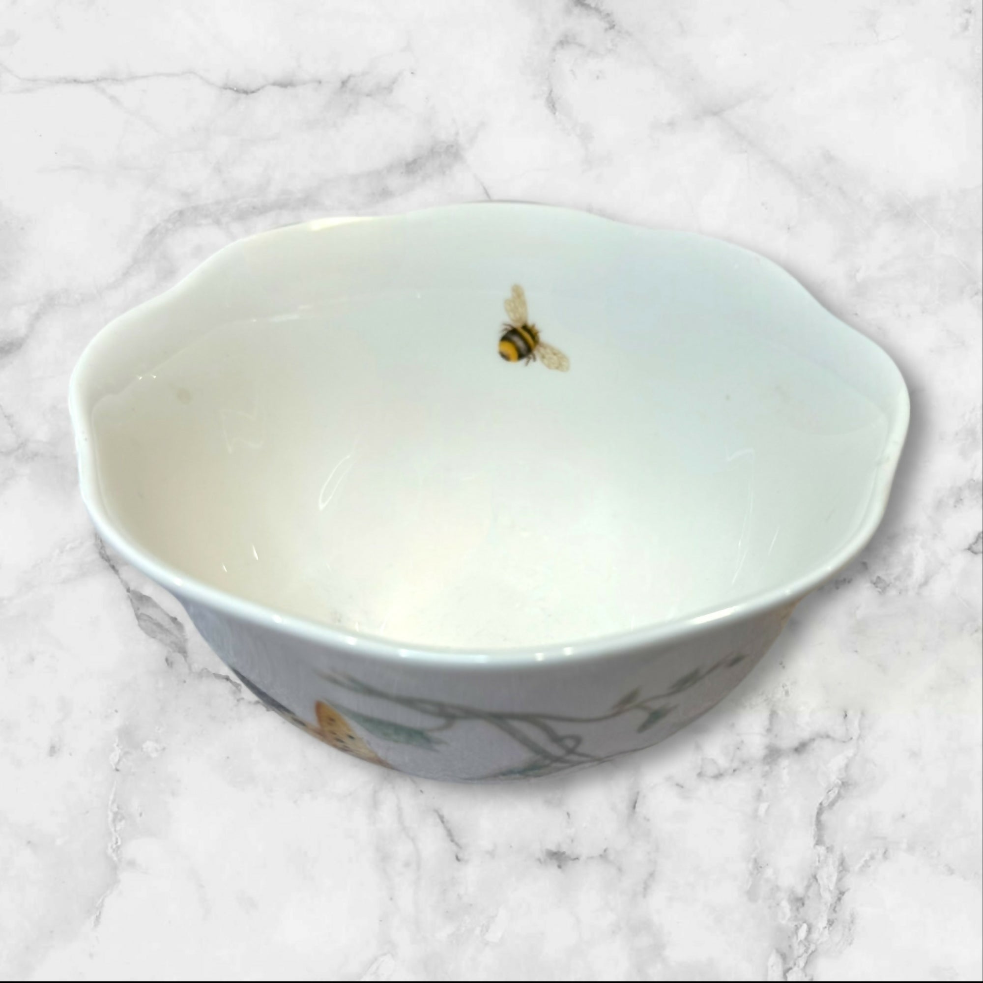 Lenox Butterfly Meadow Porcelain Dinnerware Set of 8 | Gently Used | Excellent