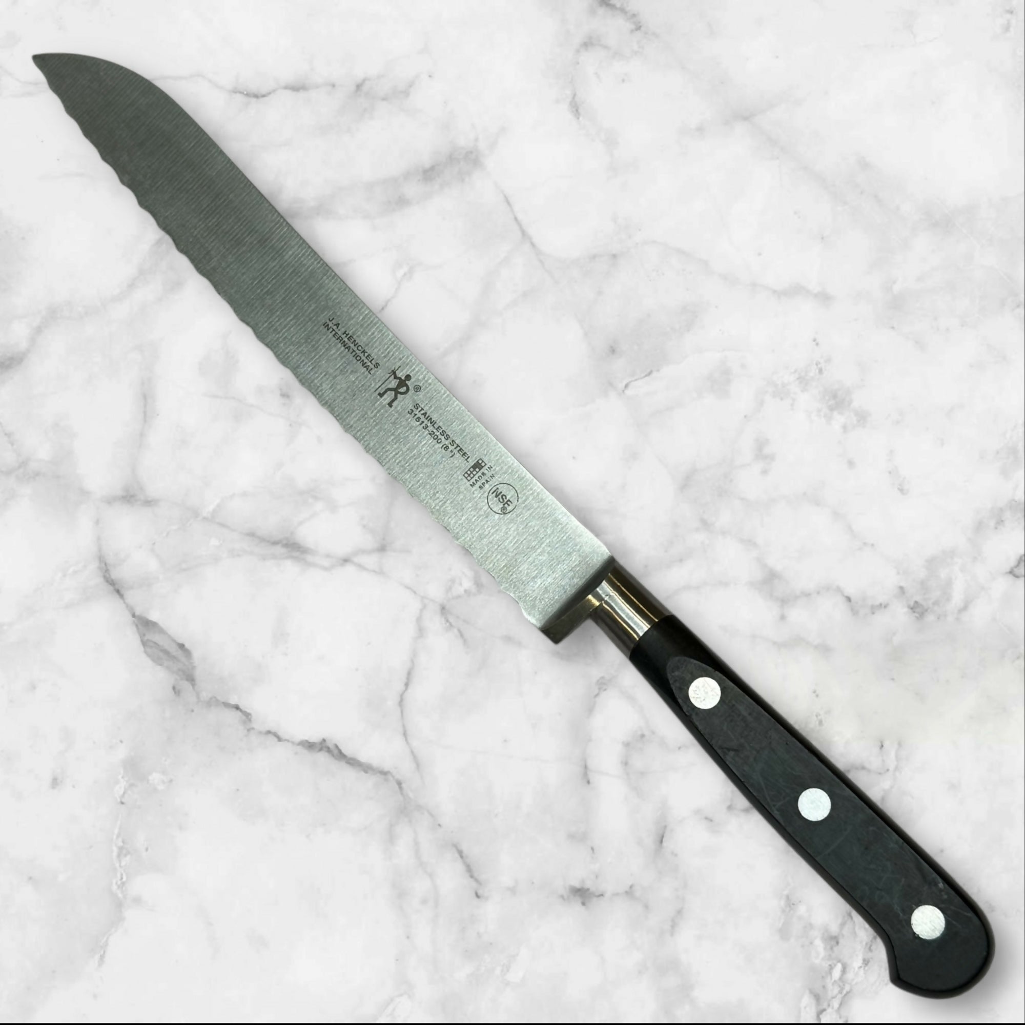 Henckels International Bread Knife Set | NSF Certified | Excellent Condition