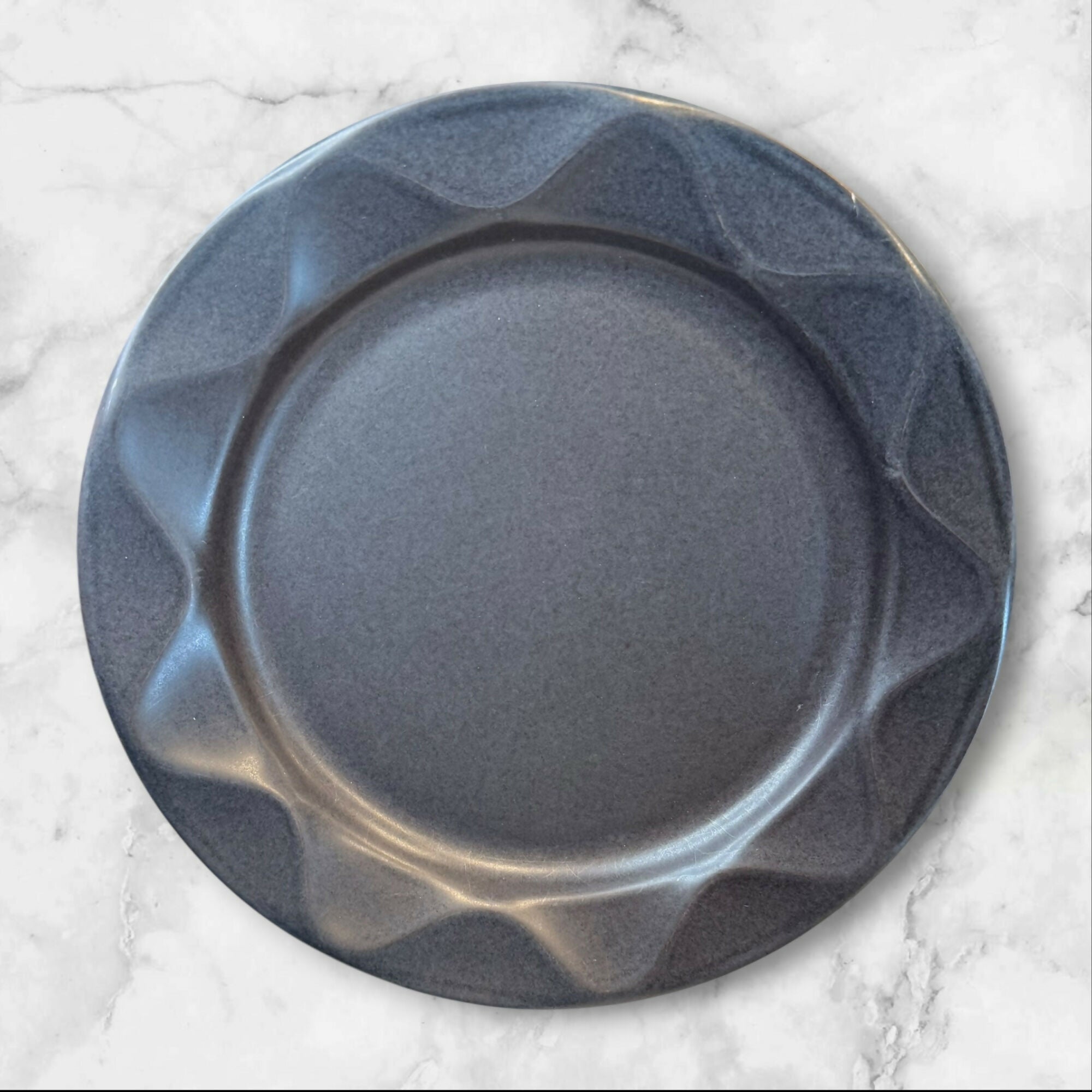 Dansk Origami Onyx Dinner & Salad Plates Set of 8 Gently Used Stoneware