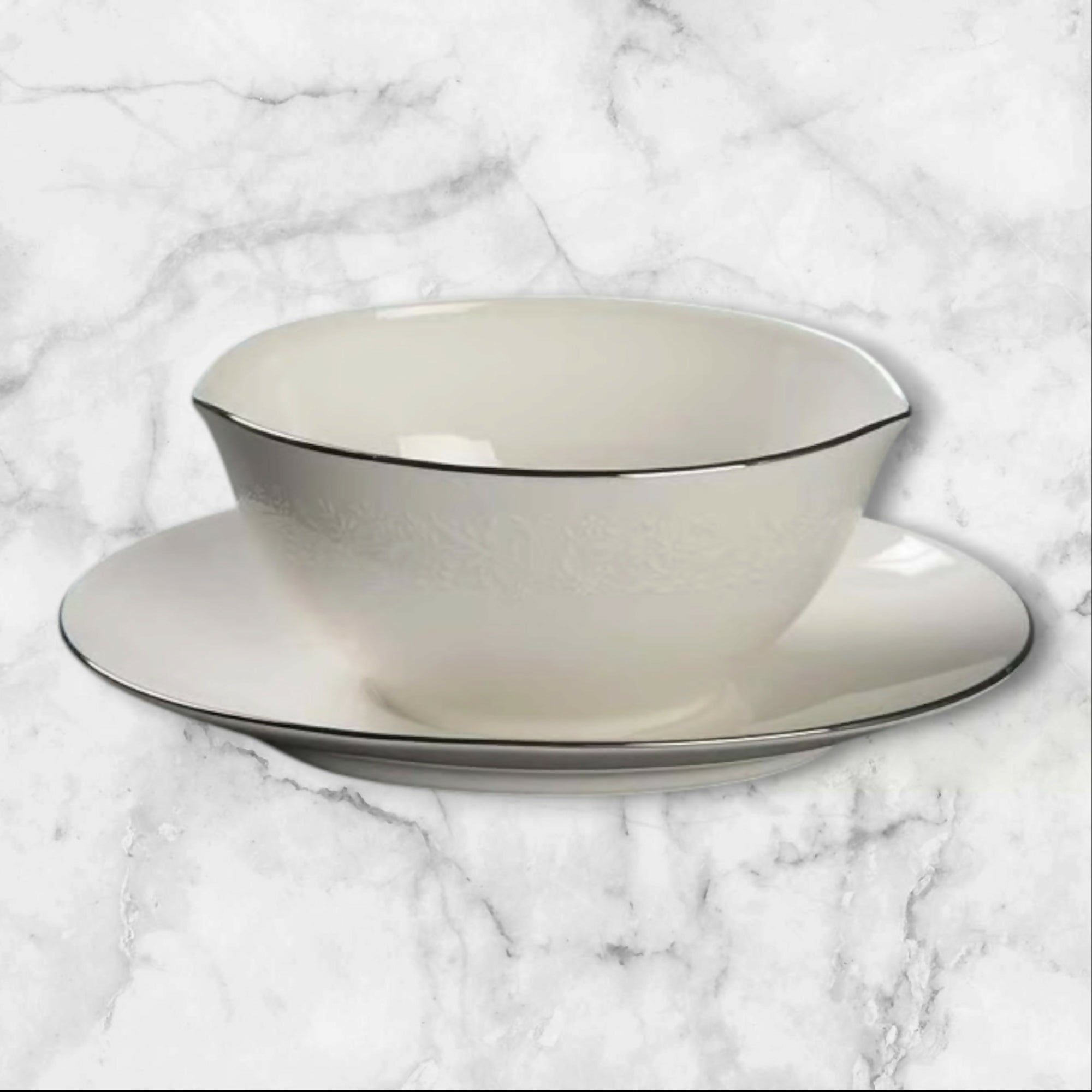 Noritake Lorelei Gravy Boat with Attached Underplate | Excellent Condition