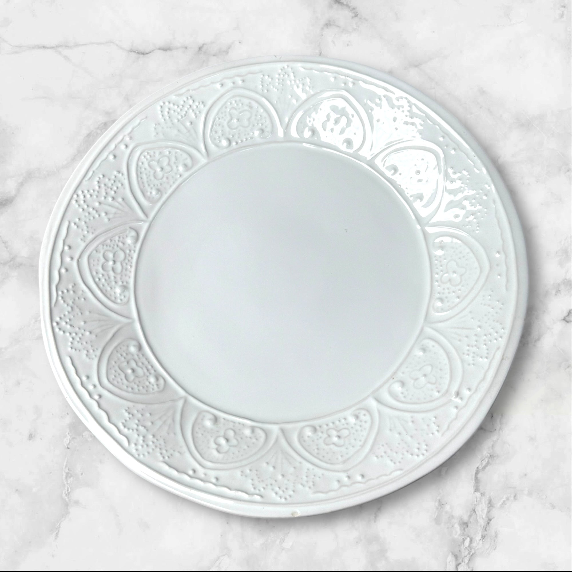 Sweet Ceramics White Dinner Plates 11.75” Set of 3 - Immaculate