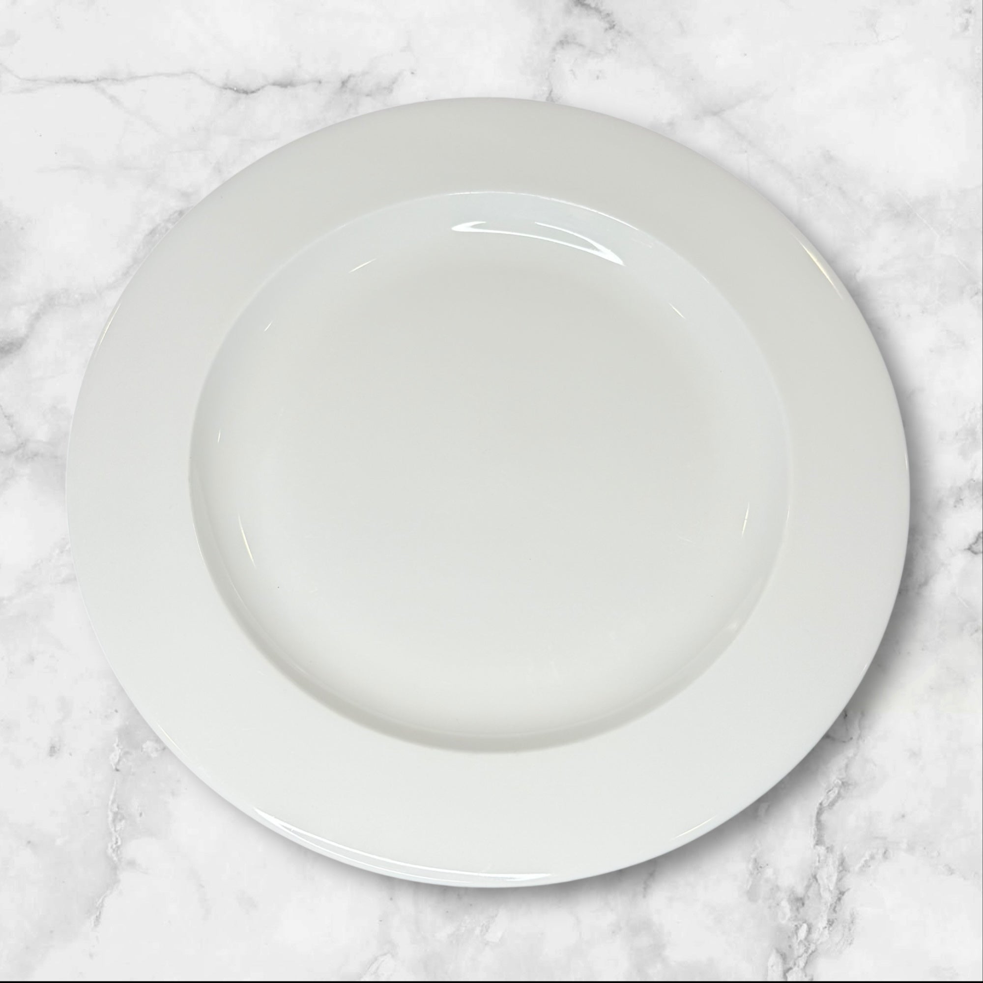 Crate & Barrel Bennett Bone China Dinner Plates | Set of 6 | Excellent Cond