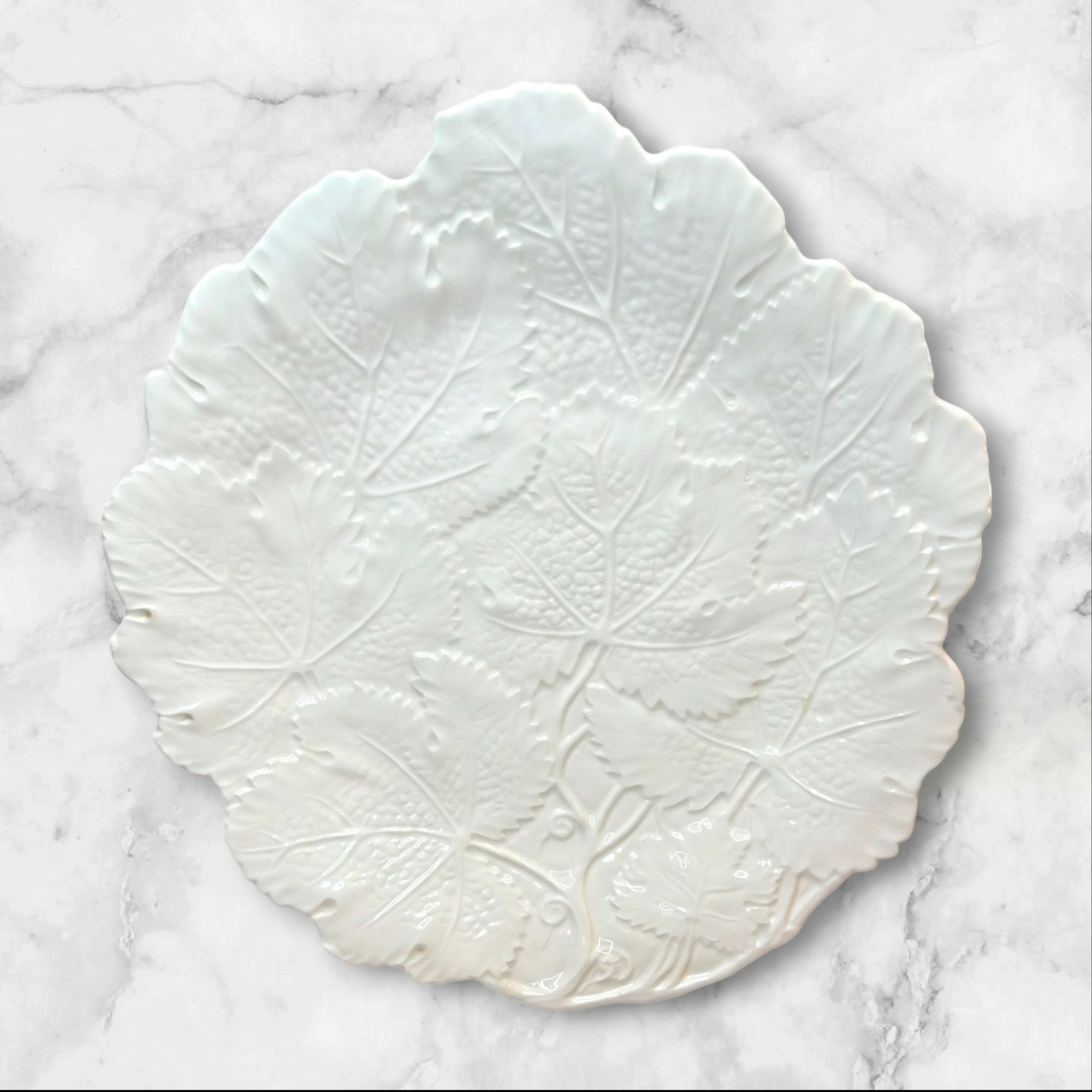 Italian Leaf Embossed Dinner Plates | Set of 4 | Made in Italy | Great Condition