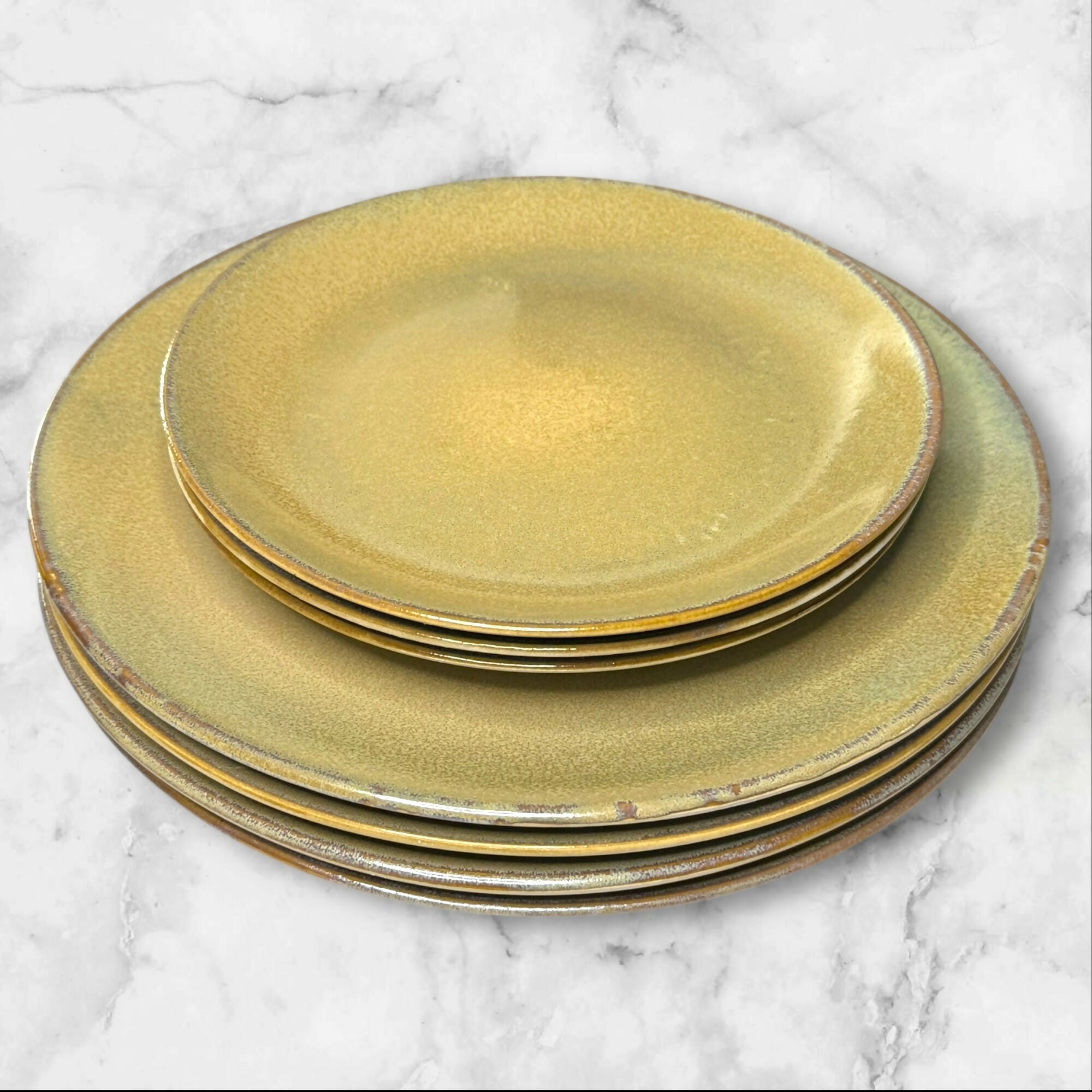 Santo Pearltones Gold Dinnerware Set | 4 Dinner & 3 Salad Plates | Good Condition