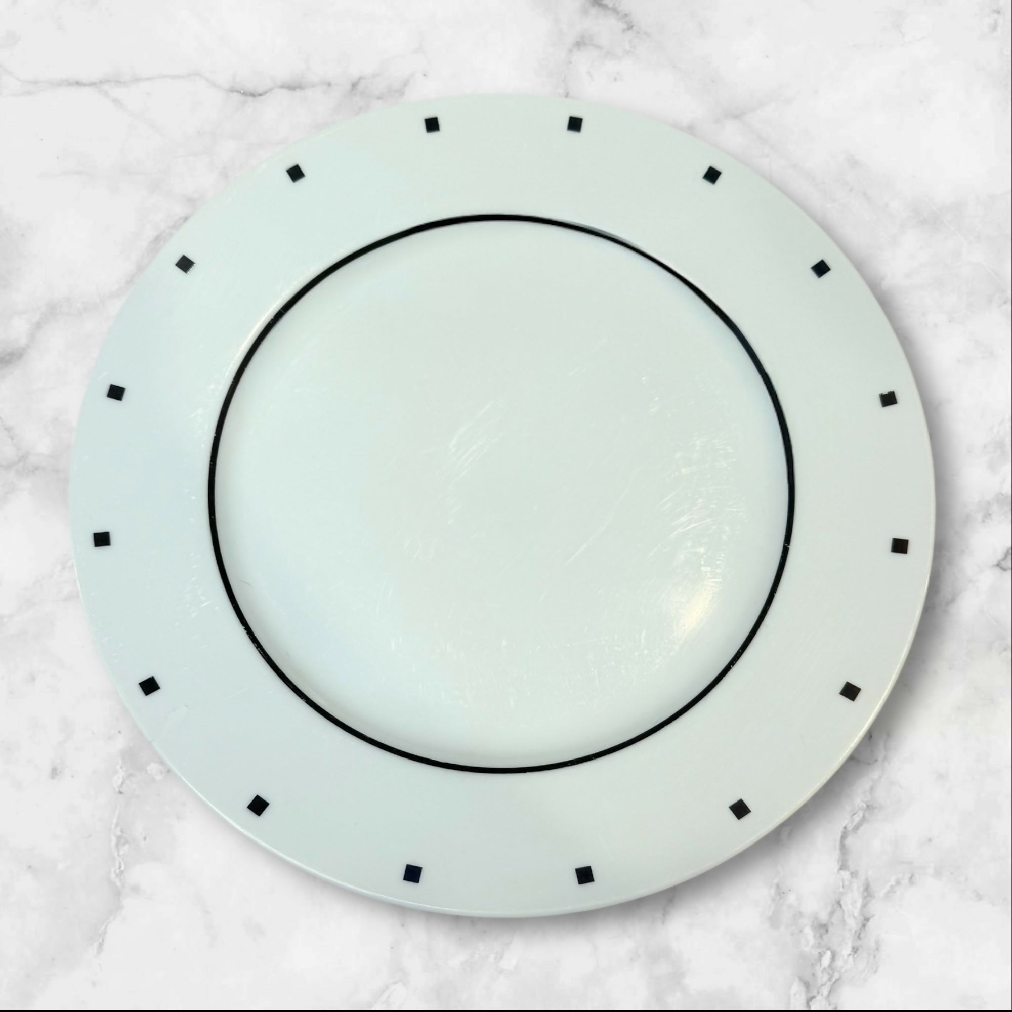 Sasaki Metropolis Black Dinner Plates | Set of 4 | Good Condition