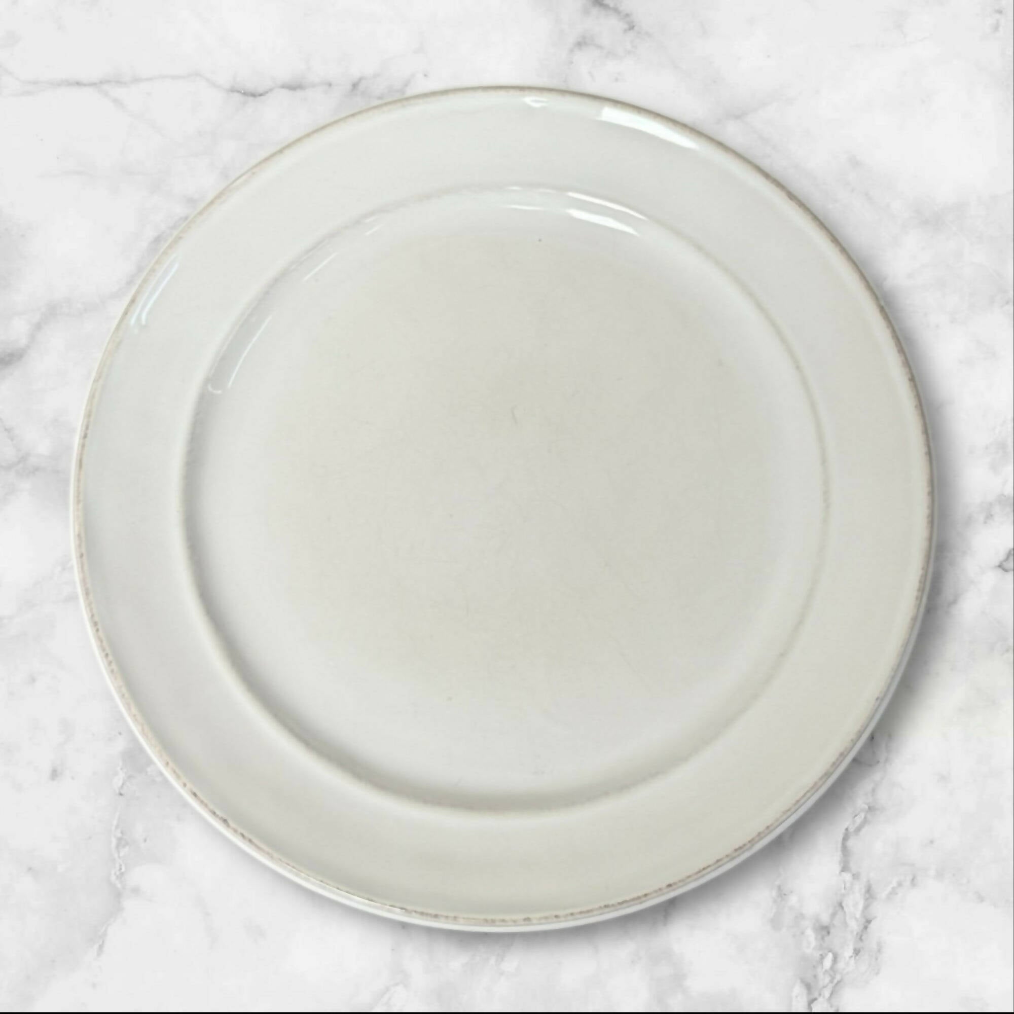 Pottery Barn Cambria Stone White Dinner Plates | Set of 7 | Great Condition