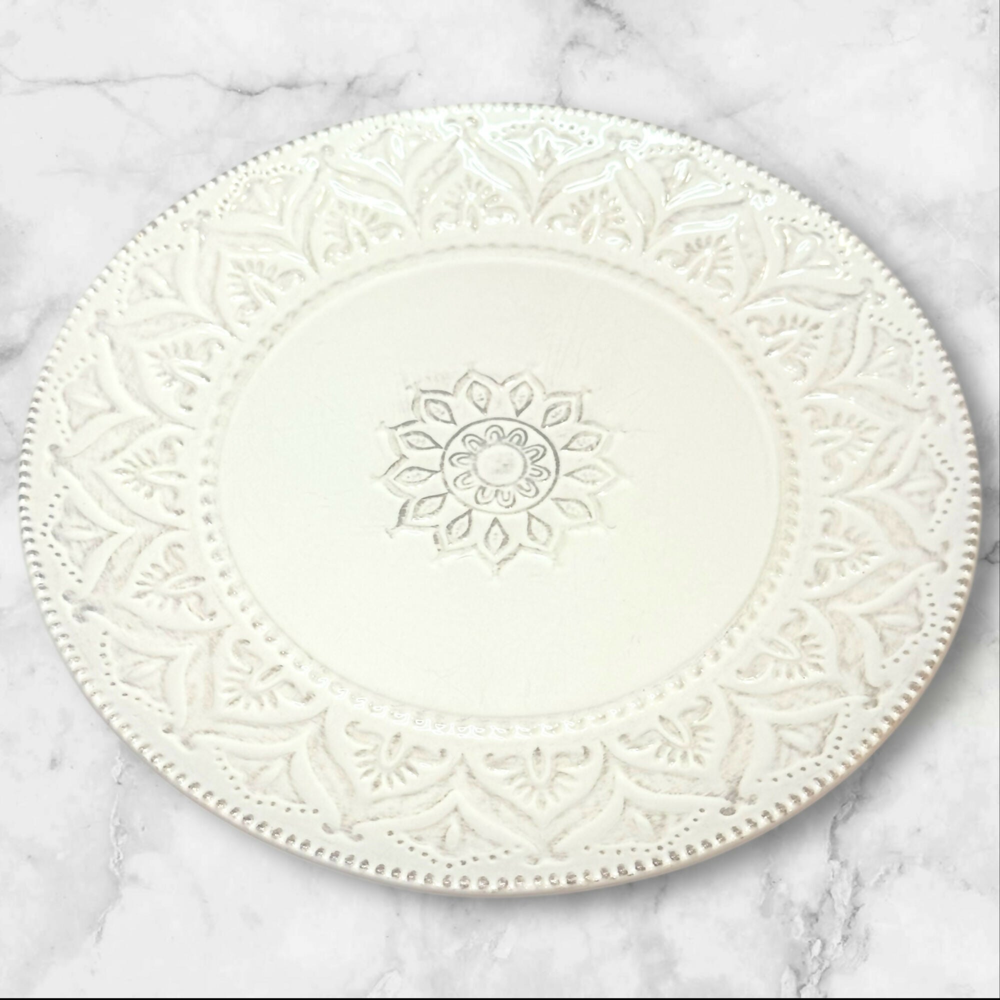 Pier 1 Chateau Clair White Dinner Plates | Set of 4 | Good Condition