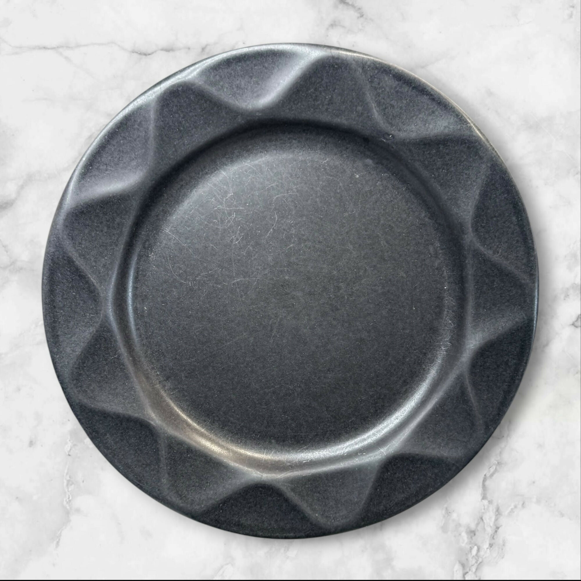 Dansk Origami Onyx Dinner & Salad Plates Set of 8 Gently Used Stoneware