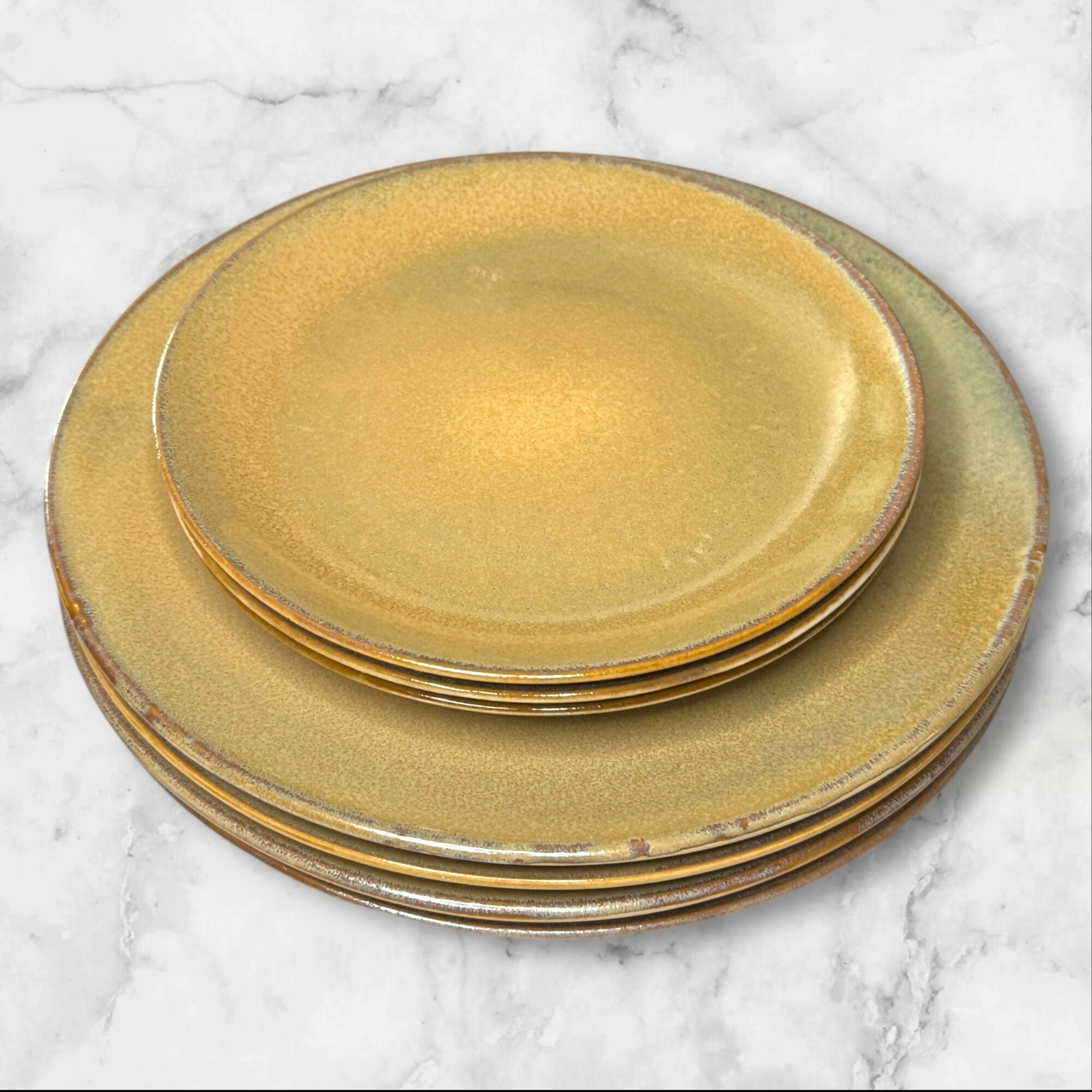 Santo Pearltones Gold Dinnerware Set | 4 Dinner & 3 Salad Plates | Good Condition