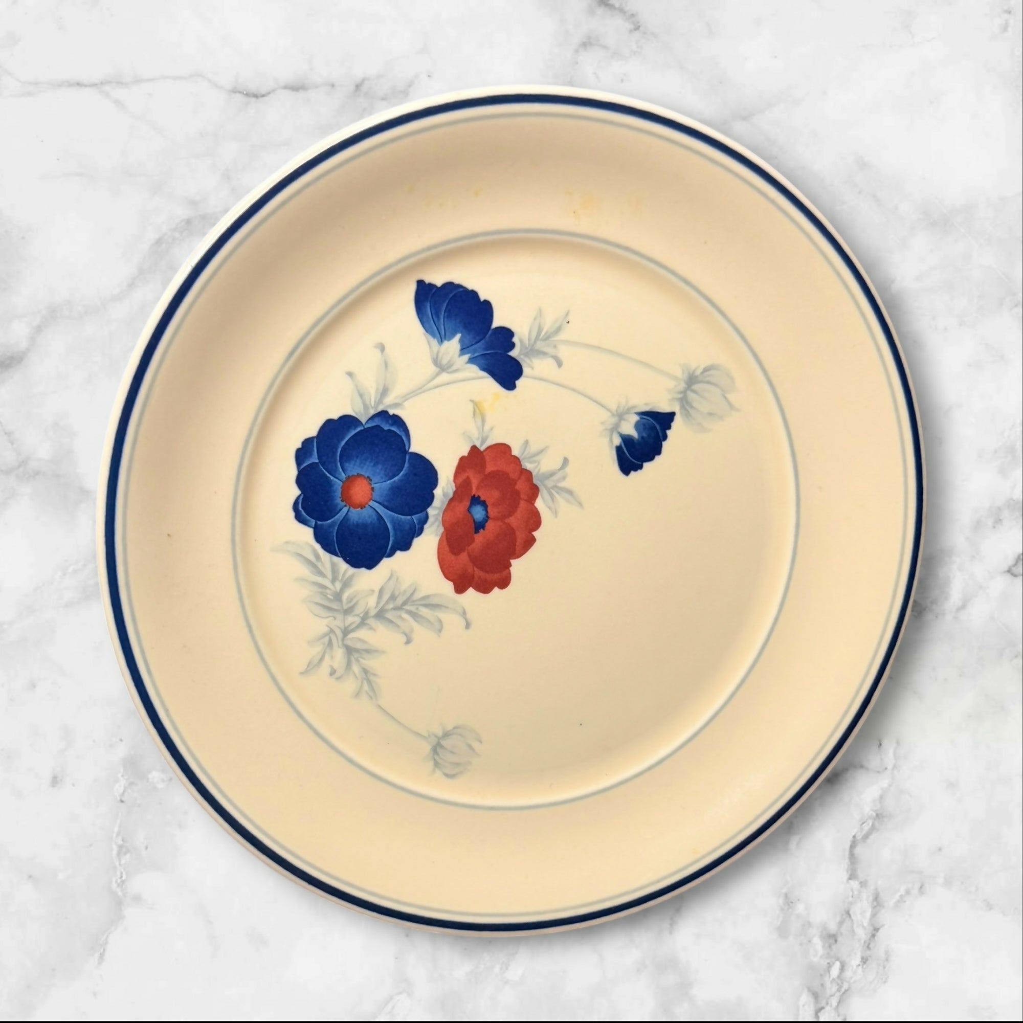Noritake Harlequin Salad Plates Set of 4 Floral Blue Red Gently Used